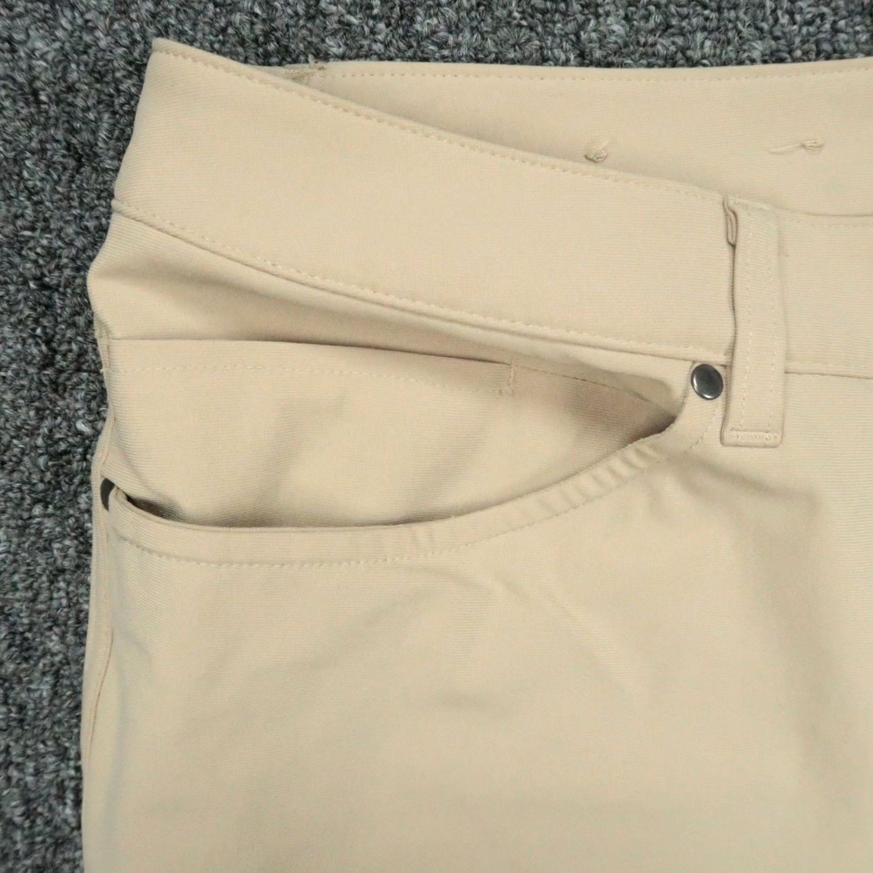 Lululemon lululemon Pants Mens 33x28 Khaki Tan Classic Warpsteme 5 Pocket Trouser Shirt? Size US 33 - 3 Thumbnail
