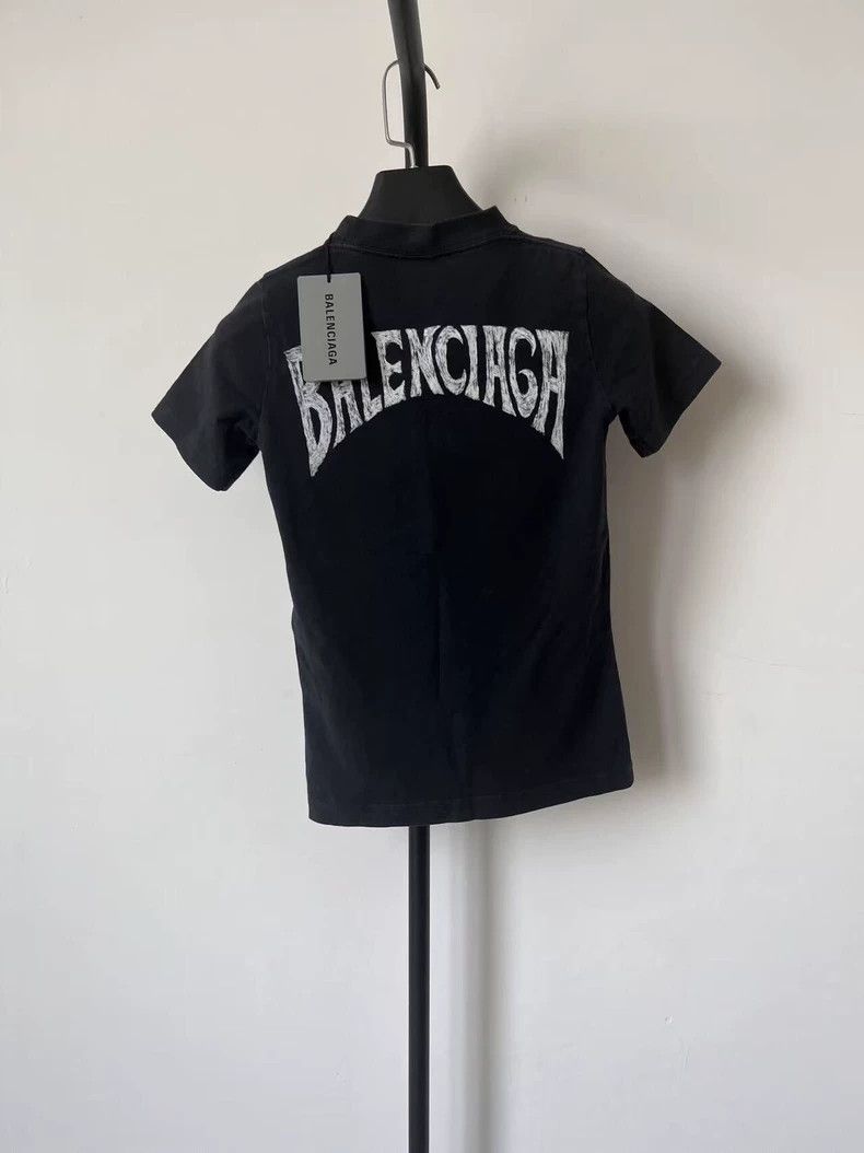 Balenciaga Balenciaga Monogrammed crewneck short sleeve regular T-shi Size M / US 6-8 / IT 42-44 - 2 Thumbnail