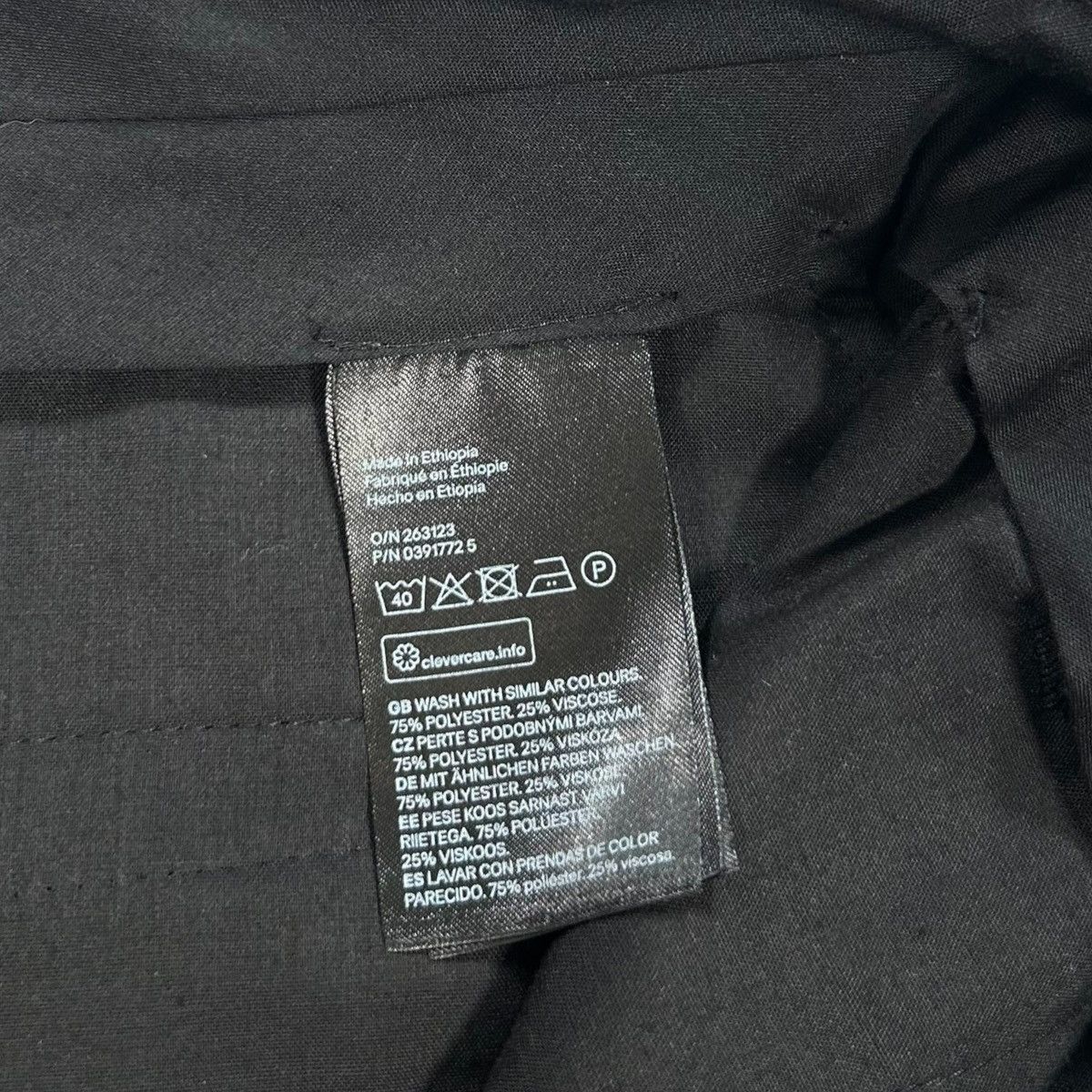 H&M Men’s H&M Black Regular Fit Casual Slacks Dress Pants Size US 36 / EU 52 - 5 Thumbnail