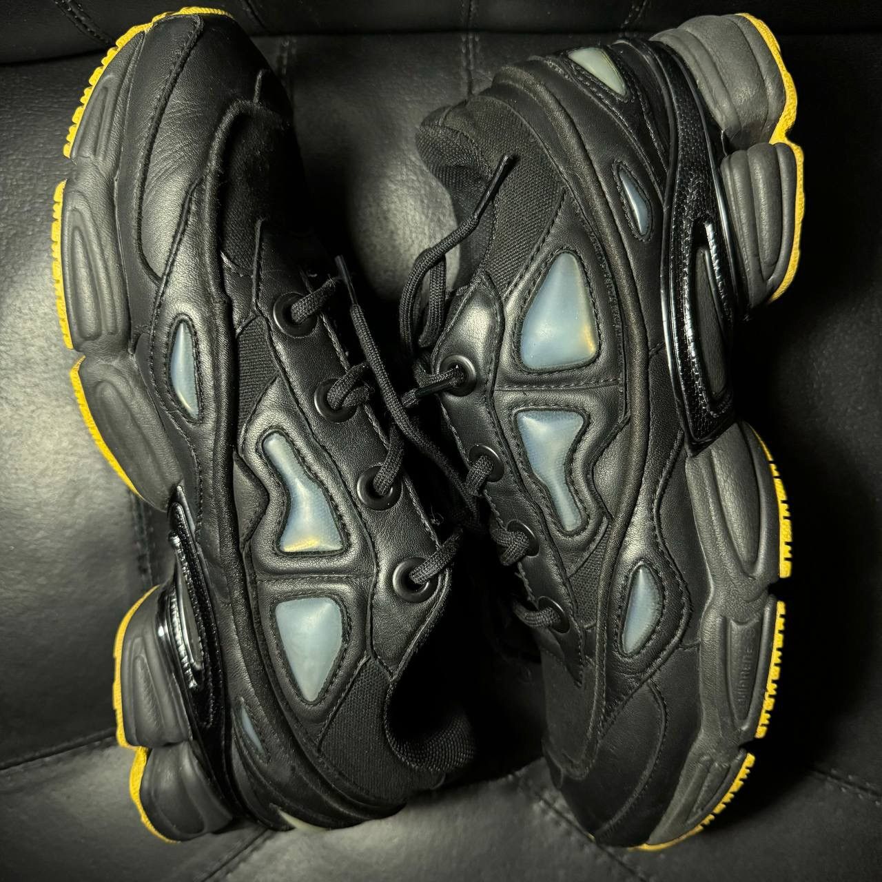 Adidas × Raf Simons sneakers Adidas Raf Simons Ozweego Black corn Size US 8 / EU 41 - 10 Thumbnail