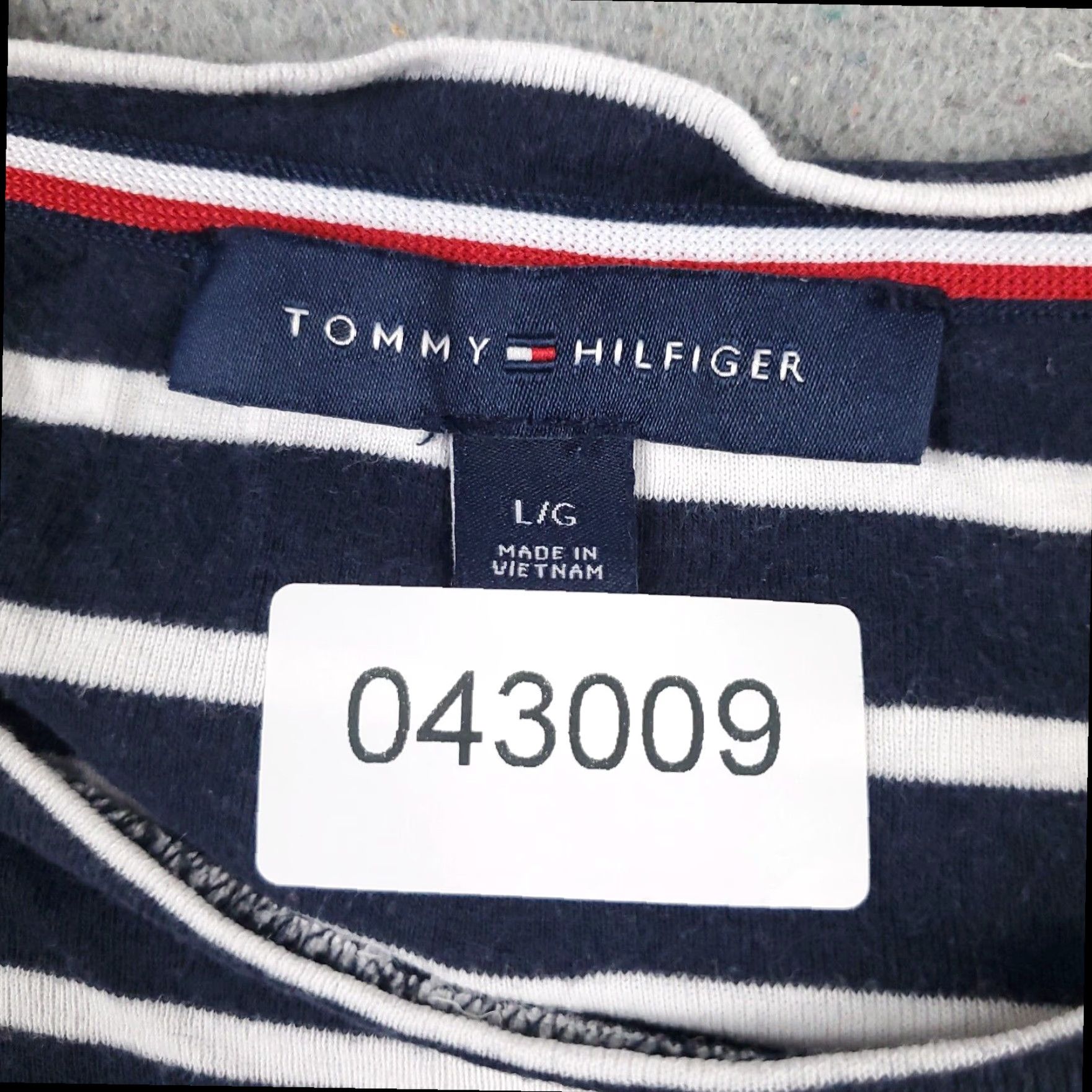 Tommy Hilfiger Tommy Hilfiger Womens Blue White Striped Short Sleeve T Shirt Large Size L / US 10 / IT 46 - 7 Thumbnail