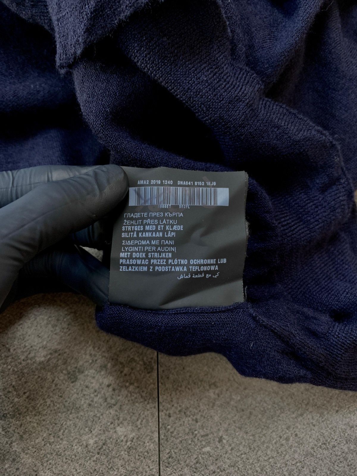 Prada Slim Sweater - Small Size US S / EU 44-46 / 1 - 7 Thumbnail