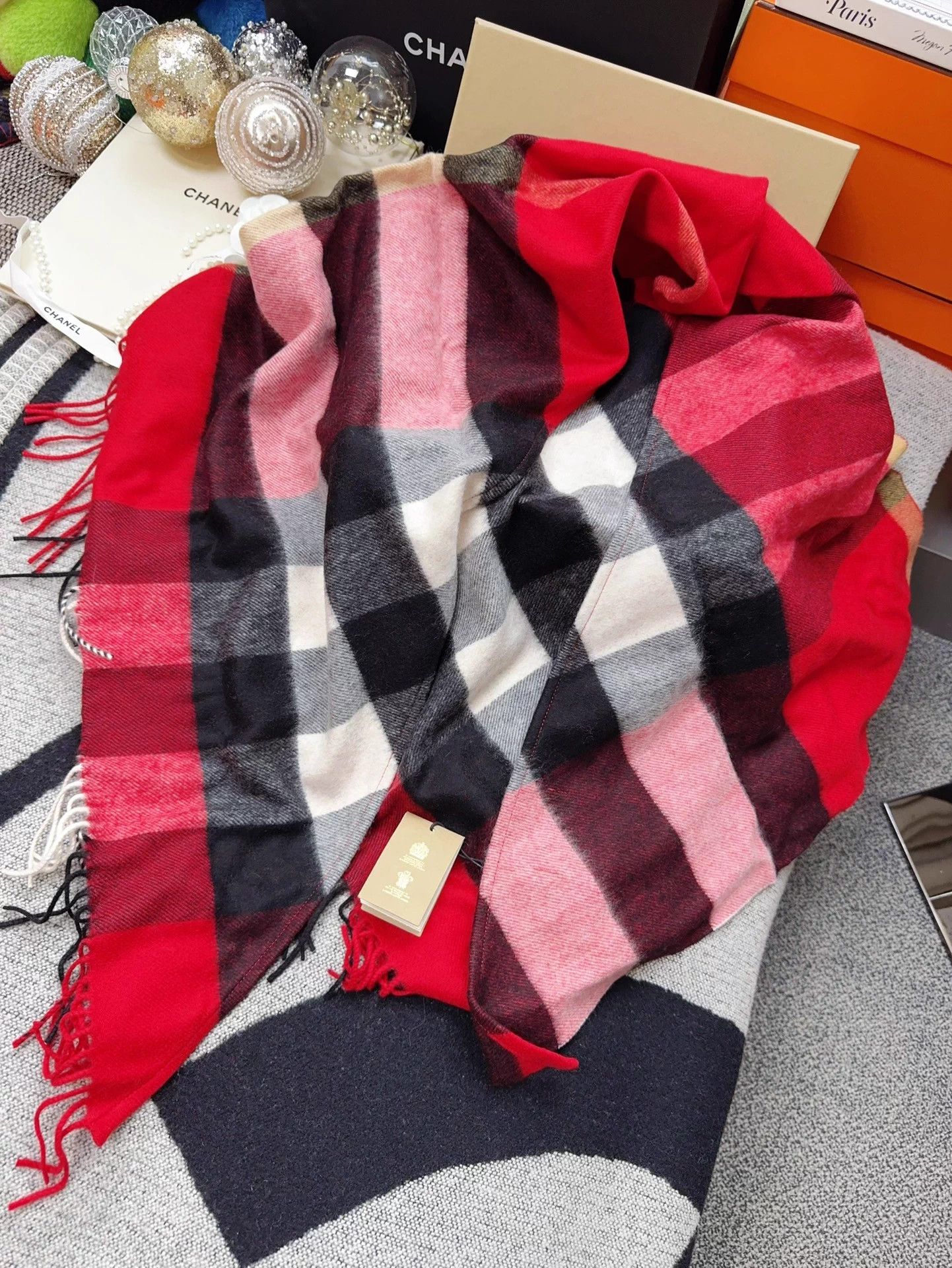 Burberry Burberry Red Black Colorblock Classic Check Cashmere Scarf Size ONE SIZE - 1 Thumbnail