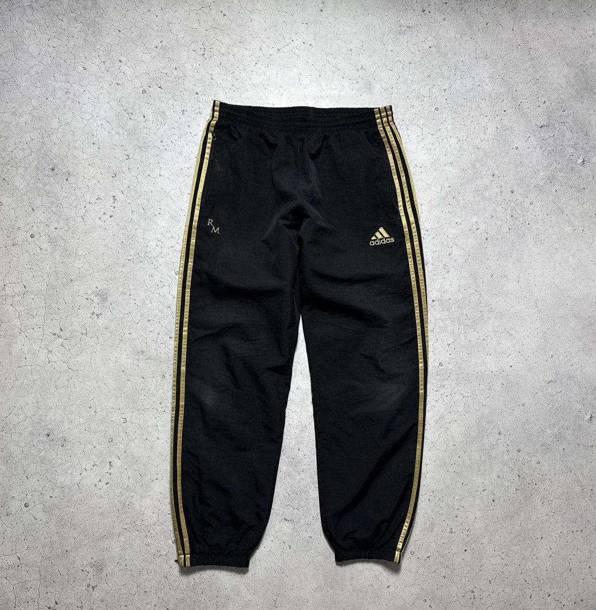 Adidas Adidas FC Real Madrid Vintage Nylon Football Track Suit Size US XL / EU 56 / 4 - 10 Thumbnail