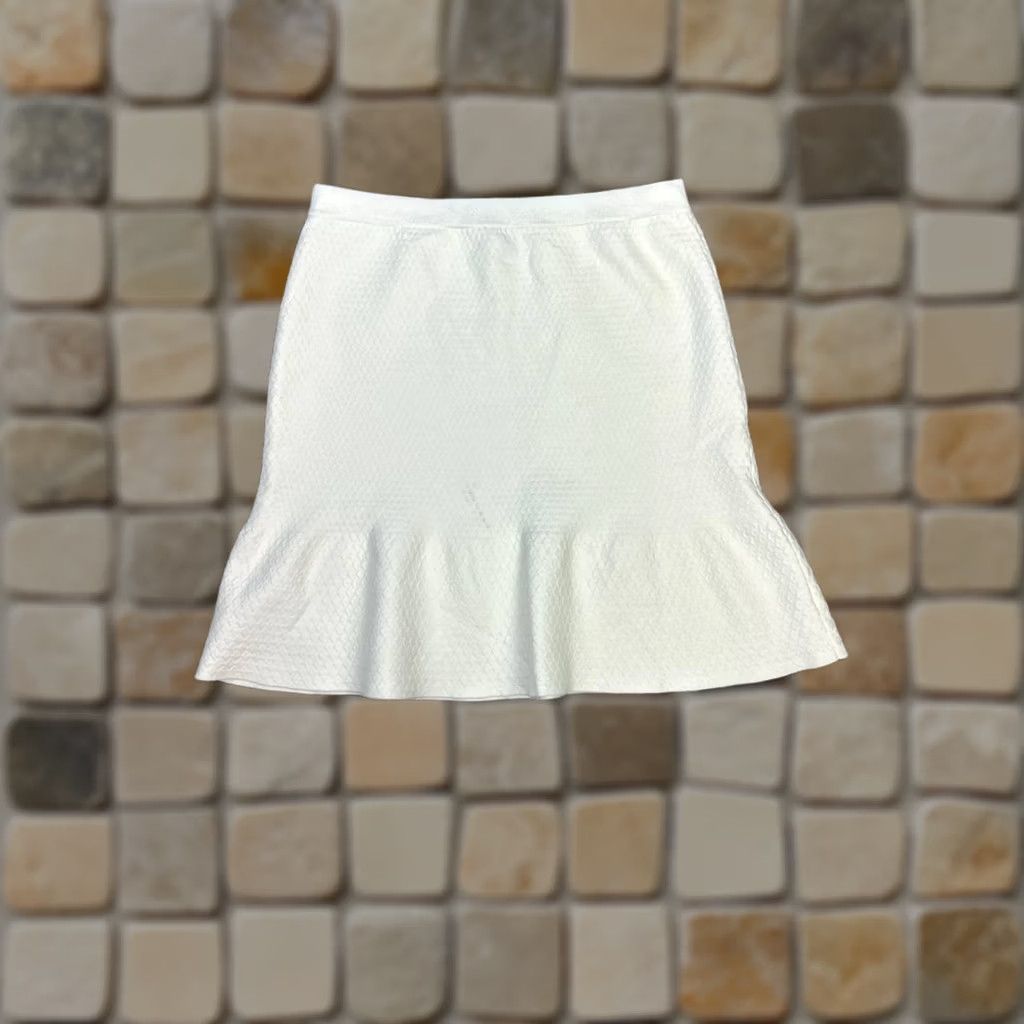 Theory Theory Mini Skirt Womens Small Petite White A Line Diamond Textured Peplum Hem Skirt Short White Womens Theory Size 28" / US 6 / IT 42 - 1 Thumbnail