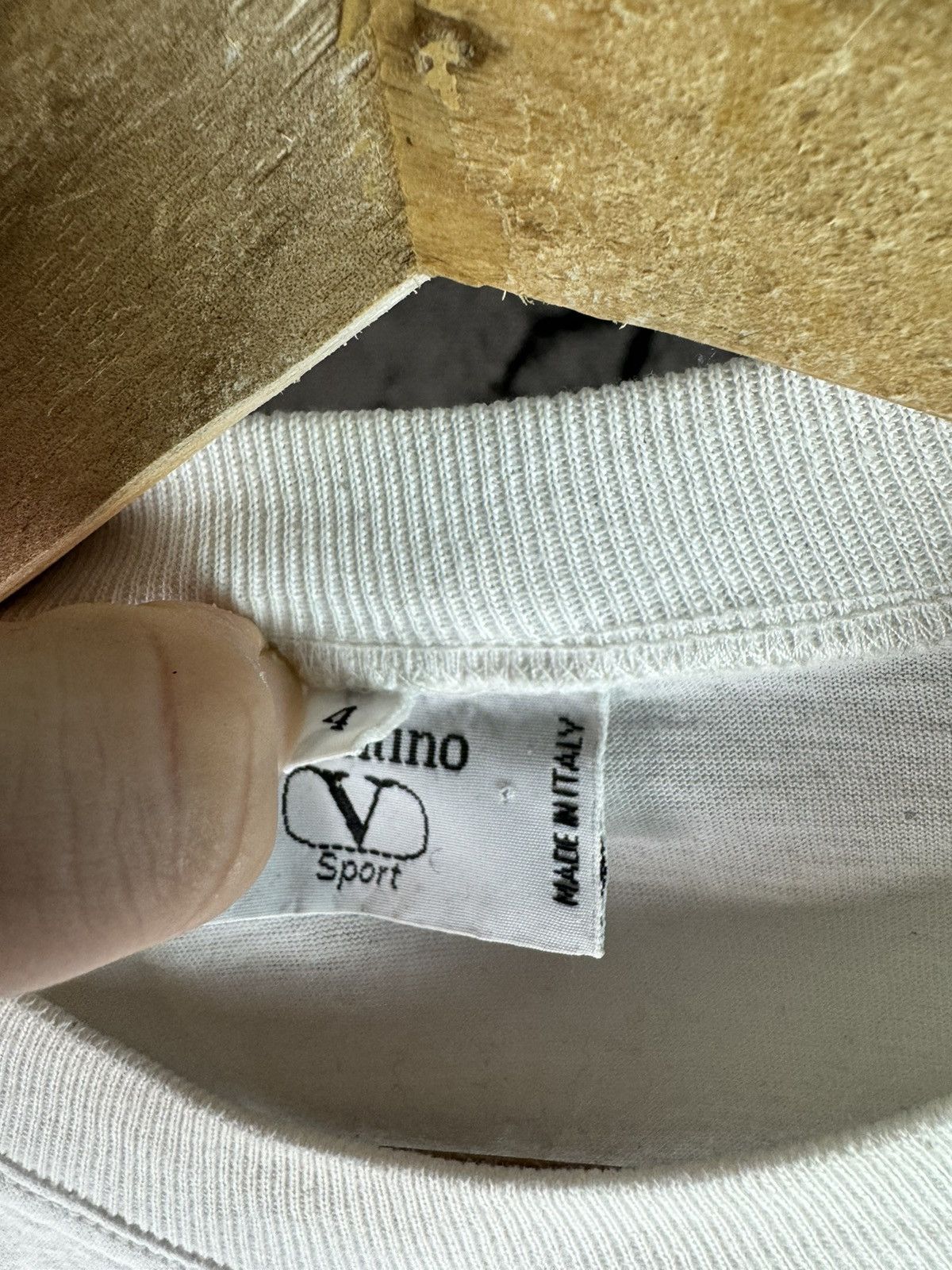 Valentino Valentino Garavani Big Logo T Shirt Luxury Italia Size US M / EU 48-50 / 2 - 4 Thumbnail