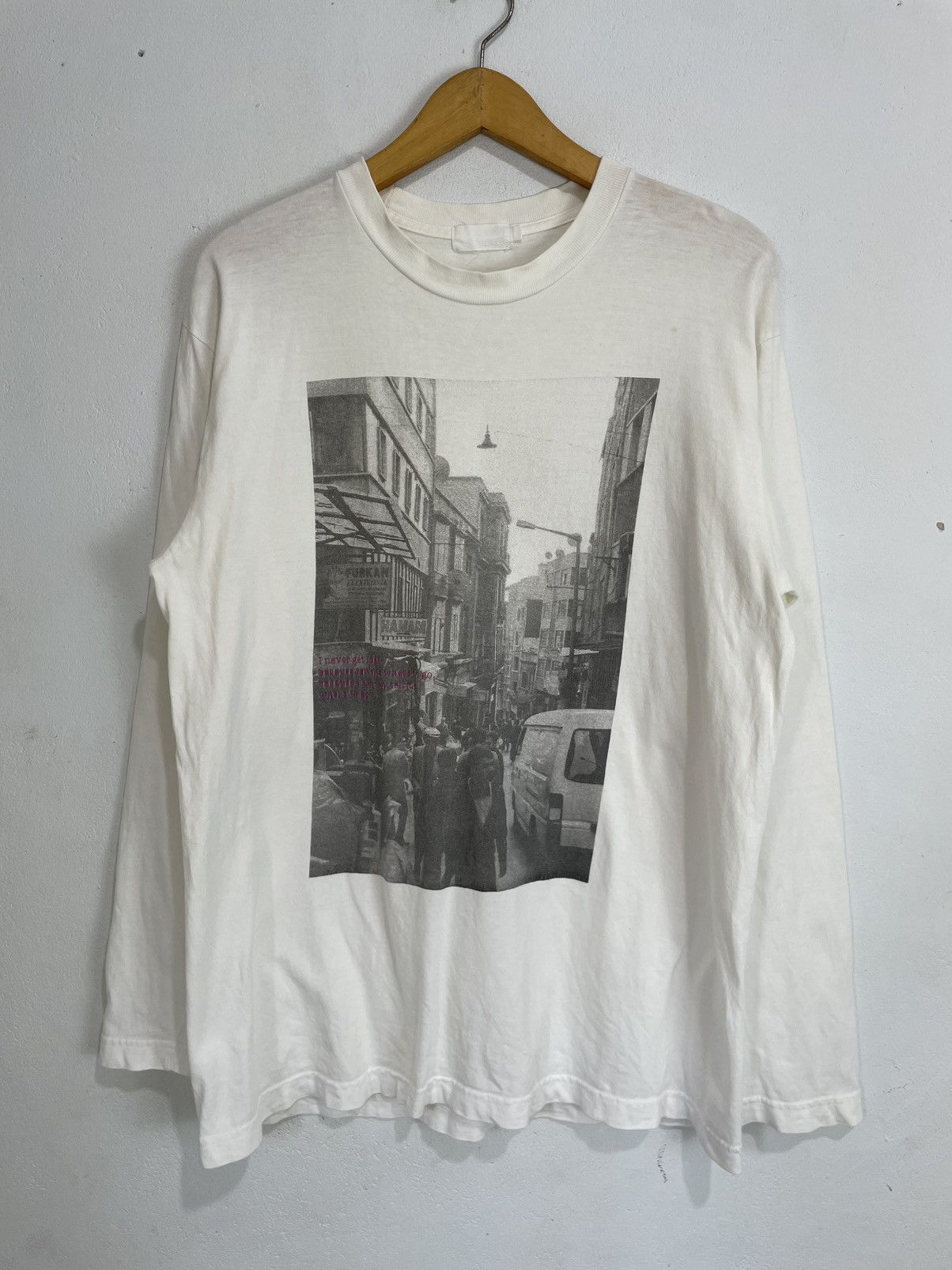 Beams Plus RETRO JAPANESE NOSTALGIC PANORAMIC CITY VIEW LONGSLEEVE Size US L / EU 52-54 / 3 - 1 Thumbnail