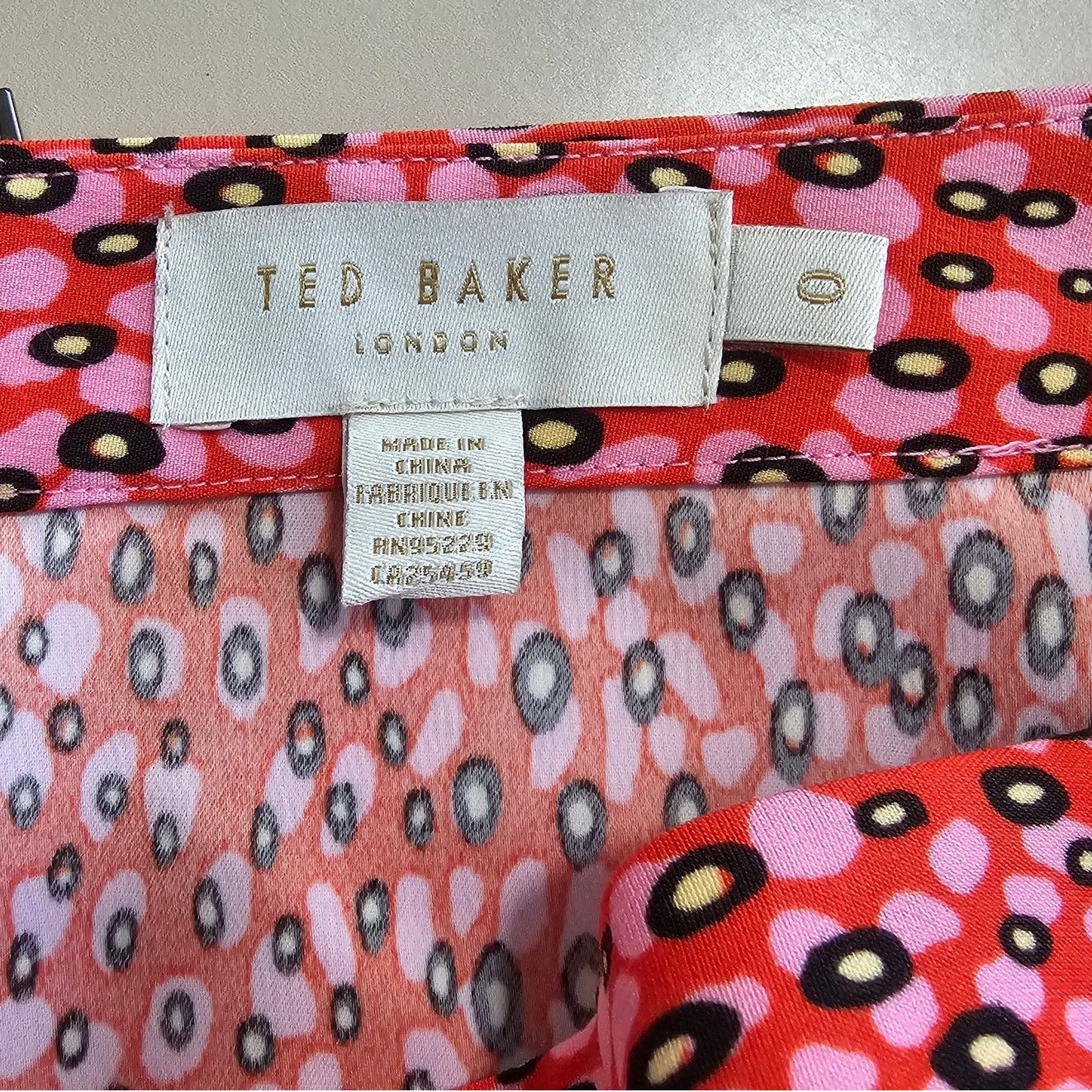 Ted Baker MINT Ted Baker Pleated Side Slit Zandi Midi Skirt 0 (2-XS) Size 25" / US 0 / IT 36 - 12 Thumbnail