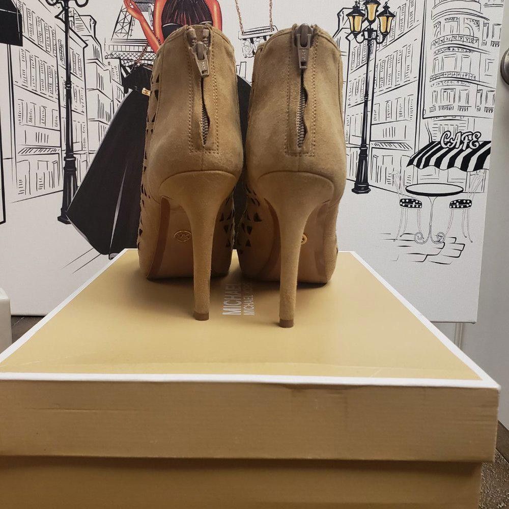 Michael Kors MICHAEL Michael Kors Ivy Style Bootie Size US 9 / IT 39 - 6 Thumbnail