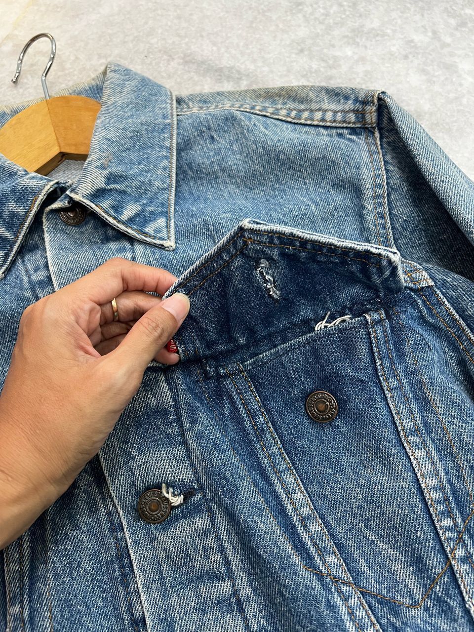 Levi's Levis 1970’s type3 Trucker Jacket Top Button 52 Size US M / EU 48-50 / 2 - 5 Thumbnail