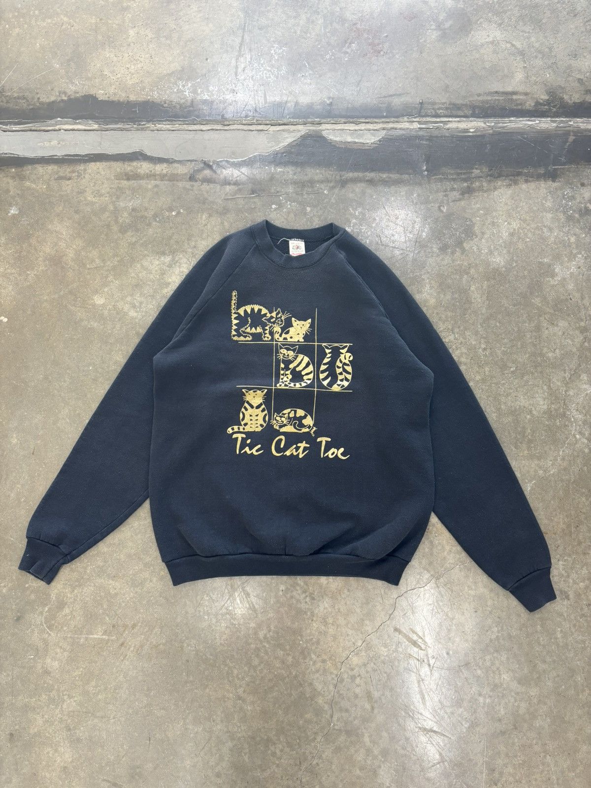 Vintage Vintage 80s Tic Cat Toe Animal Game Graphic Crewneck XXL Size US XXL / EU 58 / 5 - 2 Thumbnail