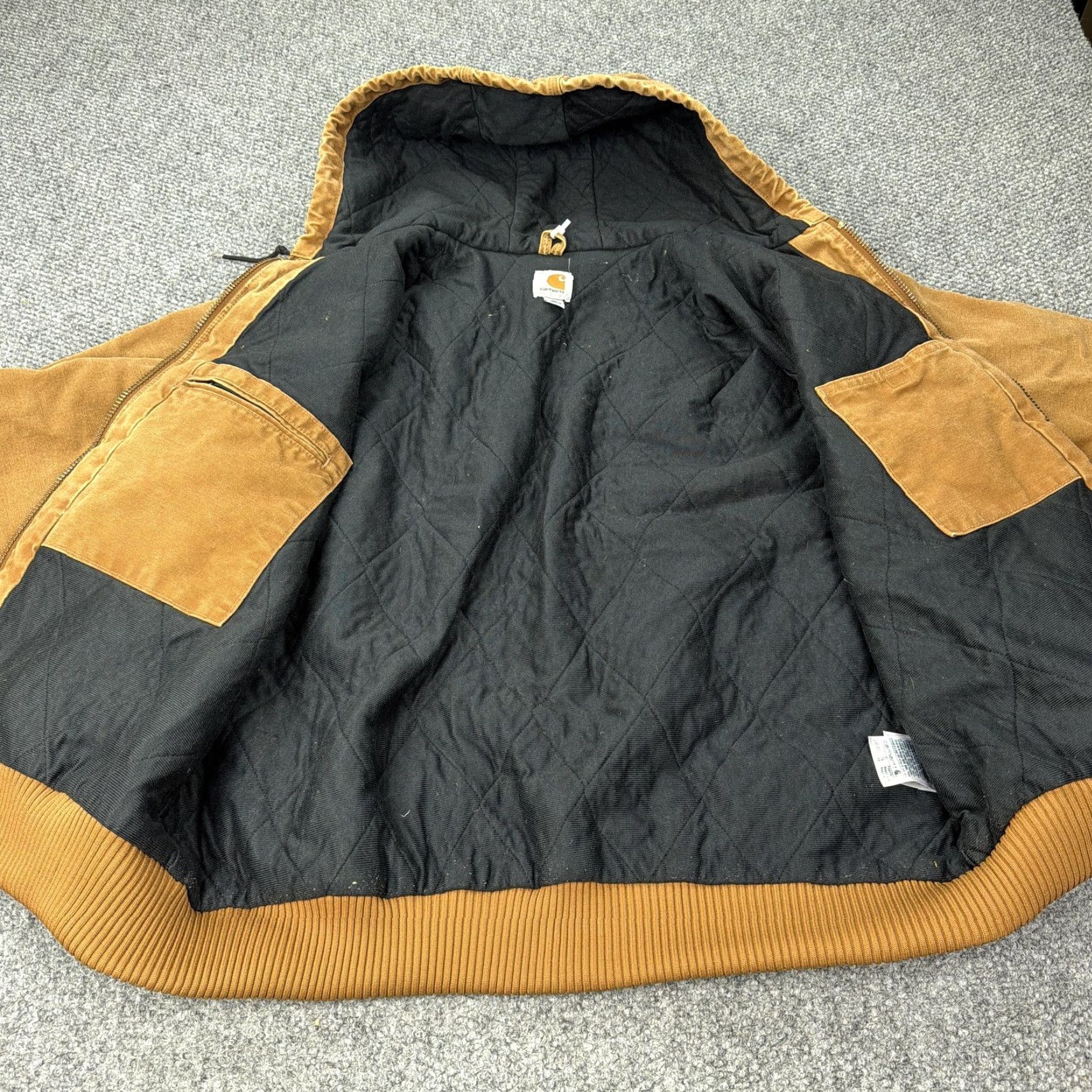 Carhartt VTG Carhartt J130 Jacket Mens XL Brown Duck Quilted Workwear Distressed Stained Size US XL / EU 56 / 4 - 6 Thumbnail
