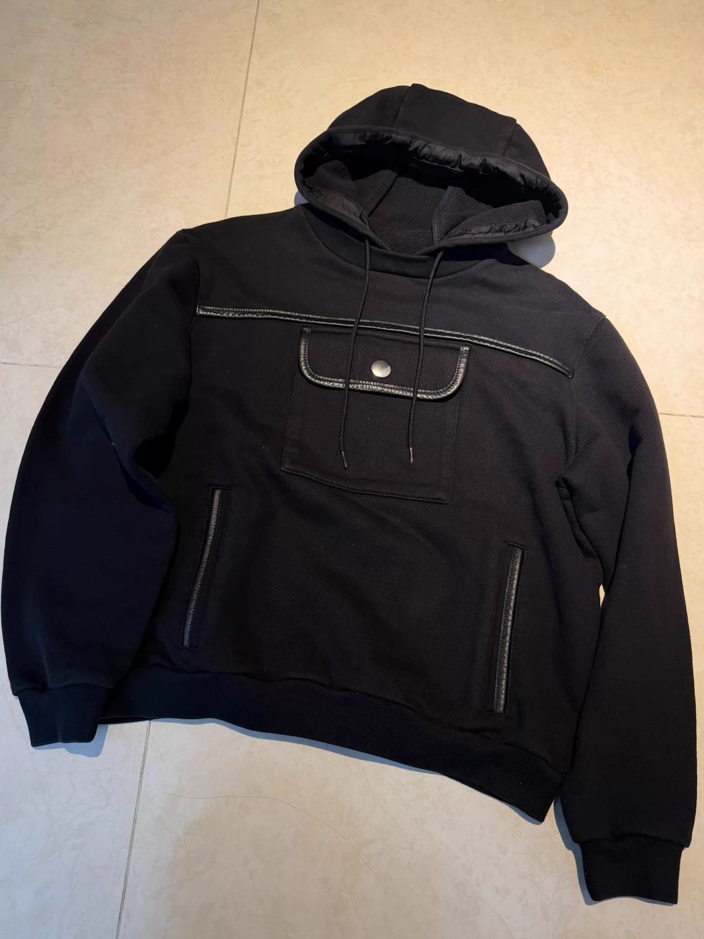 Prada Prada Milano Leather Waxed Hoodie Black Rivet Pocket Unisex Size M / US 6-8 / IT 42-44 - 1 Thumbnail