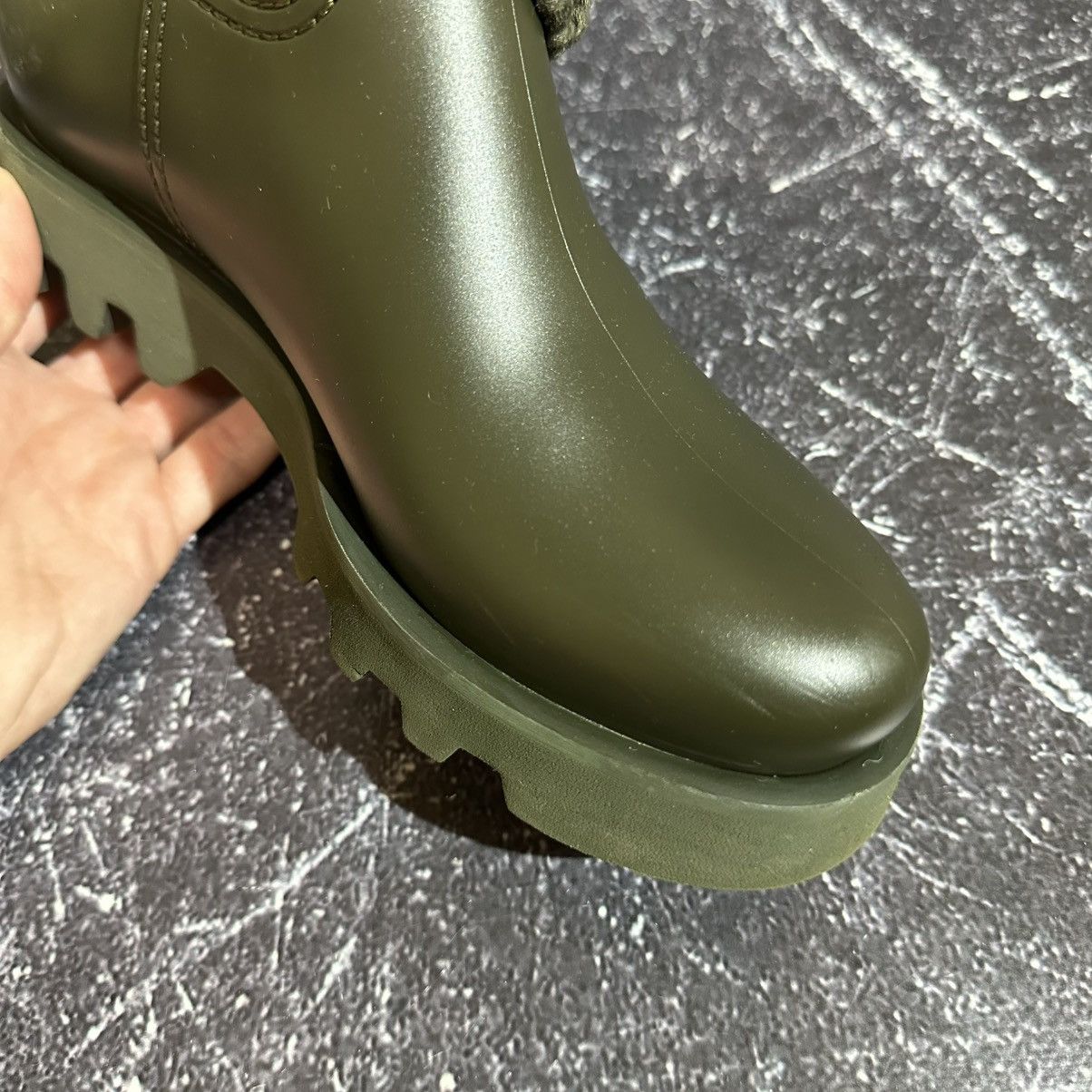 Moncler MONCLER GINETTE - Women’s Waterproof Rubber Boots Size 37 Size US 7 / IT 37 - 11 Thumbnail