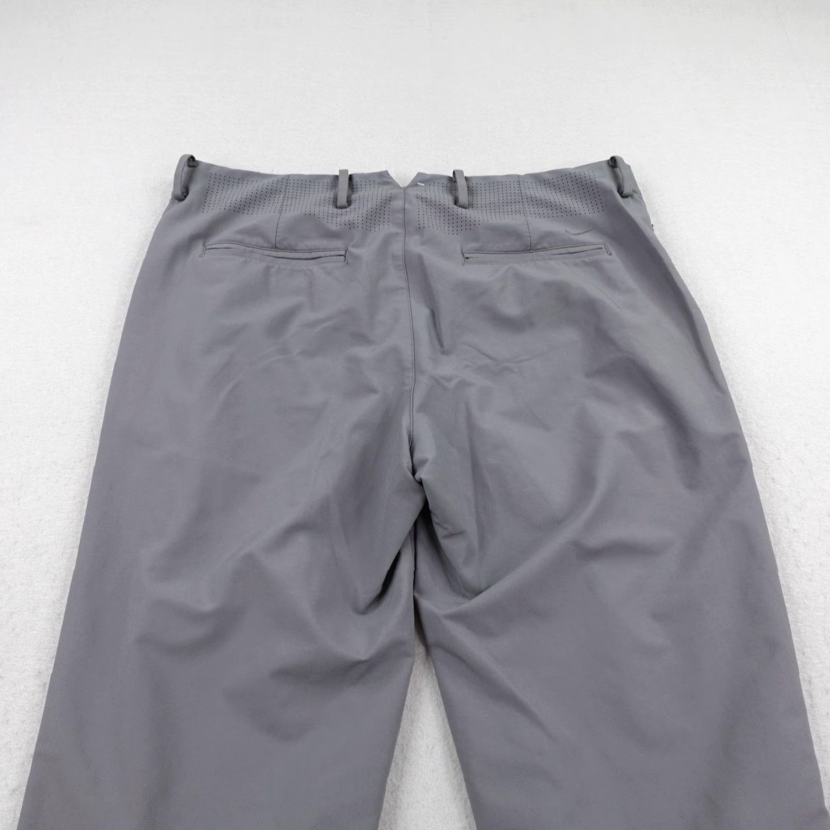 Nike Nike Pants Mens 36x32 Gray Tiger Woods Collection Golf Stretch Adaptive Fit Flex Size US 36 / EU 52 - 6 Thumbnail