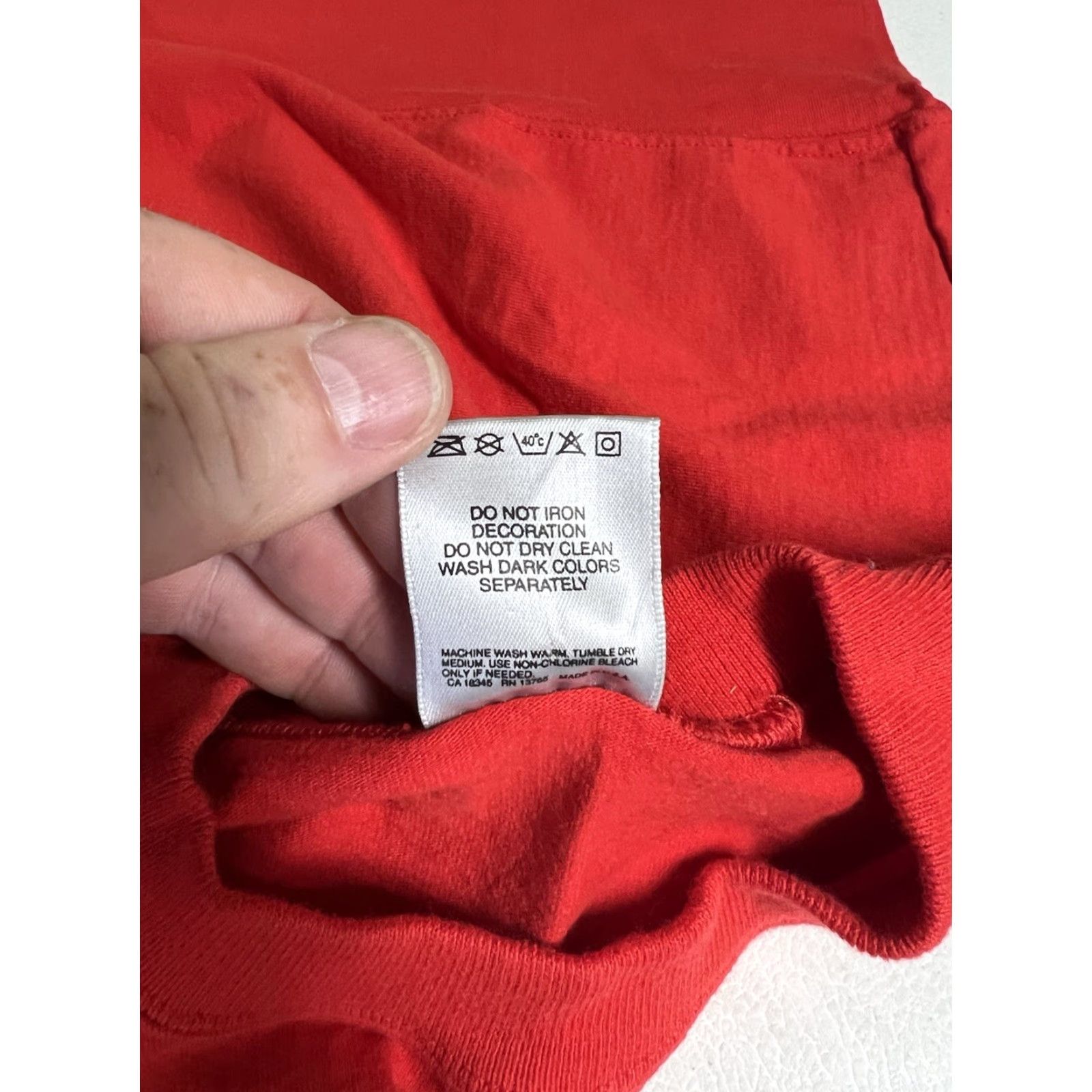 Fruit Of The Loom VINTAGE Fruit of the Loom T-Shirt USA 2XL Red Short Sleeve Crew Neck Cotton Graphic Print Mens Size US XXL / EU 58 / 5 - 4 Thumbnail