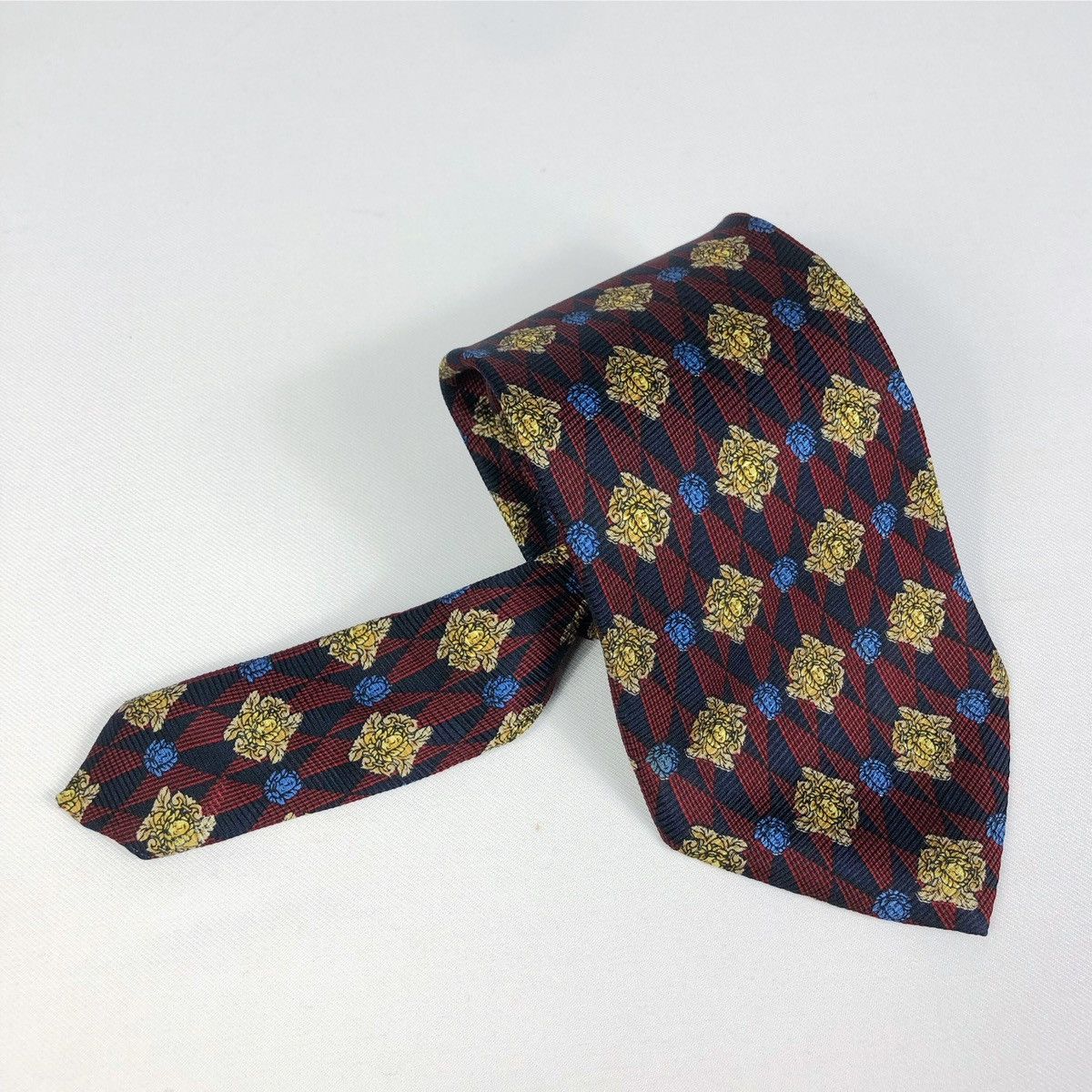 Versace Vtg Gianni Versace Medusa Monogram Silk Tie Made in Italy Size ONE SIZE - 9 Thumbnail