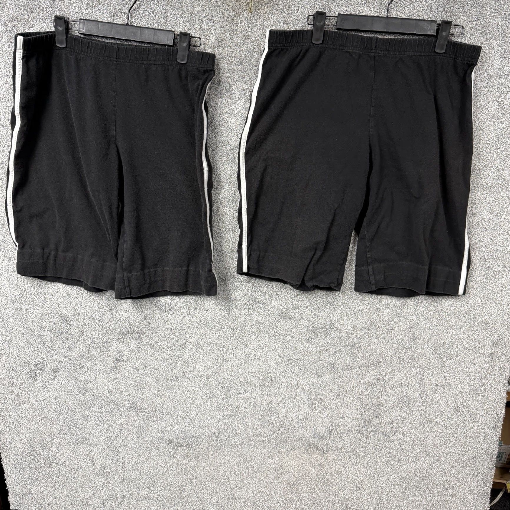 Etro VINTAGE Rainbeau Women's L Black 32 in Waist 11 in Inseam Pull-On Athletic Shorts 100% Cotton Jersey Retro 90s Sports Casual Summer Womens Size 36" / US 14 / IT 50 - 2 Thumbnail