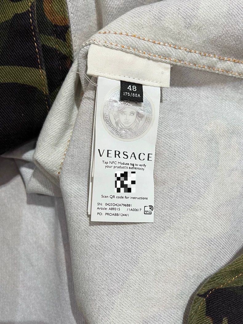 Versace Versace Medusa button-down camouflage denim jacket Size US L / EU 52-54 / 3 - 6 Thumbnail
