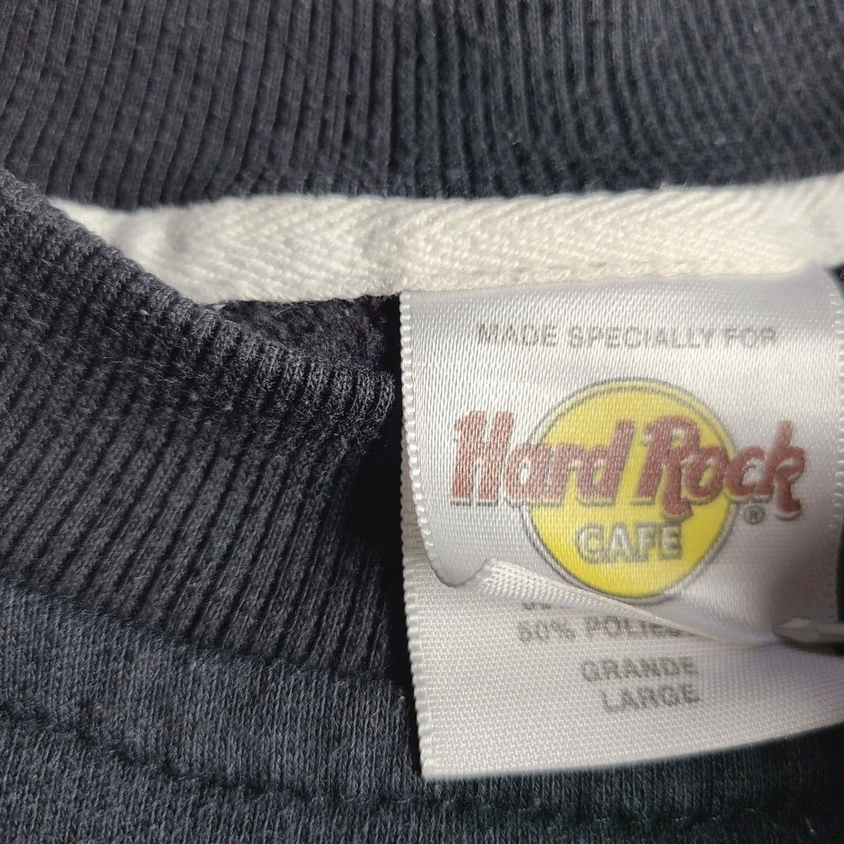 Hard Rock Cafe VINTAGE Hard Rock Cafe Sweatshirt Crewneck Stitched Graphic Front Pocket Black Large Men L USA Stitch Crewneck Sweatshirt Mens Size US L / EU 52-54 / 3 - 5 Thumbnail
