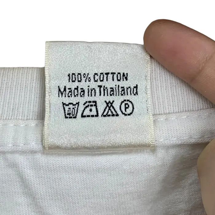 Colours Vintage NGO CVSG JAPAN Cambodia Research Tee Shirt Size US M / EU 48-50 / 2 - 6 Thumbnail