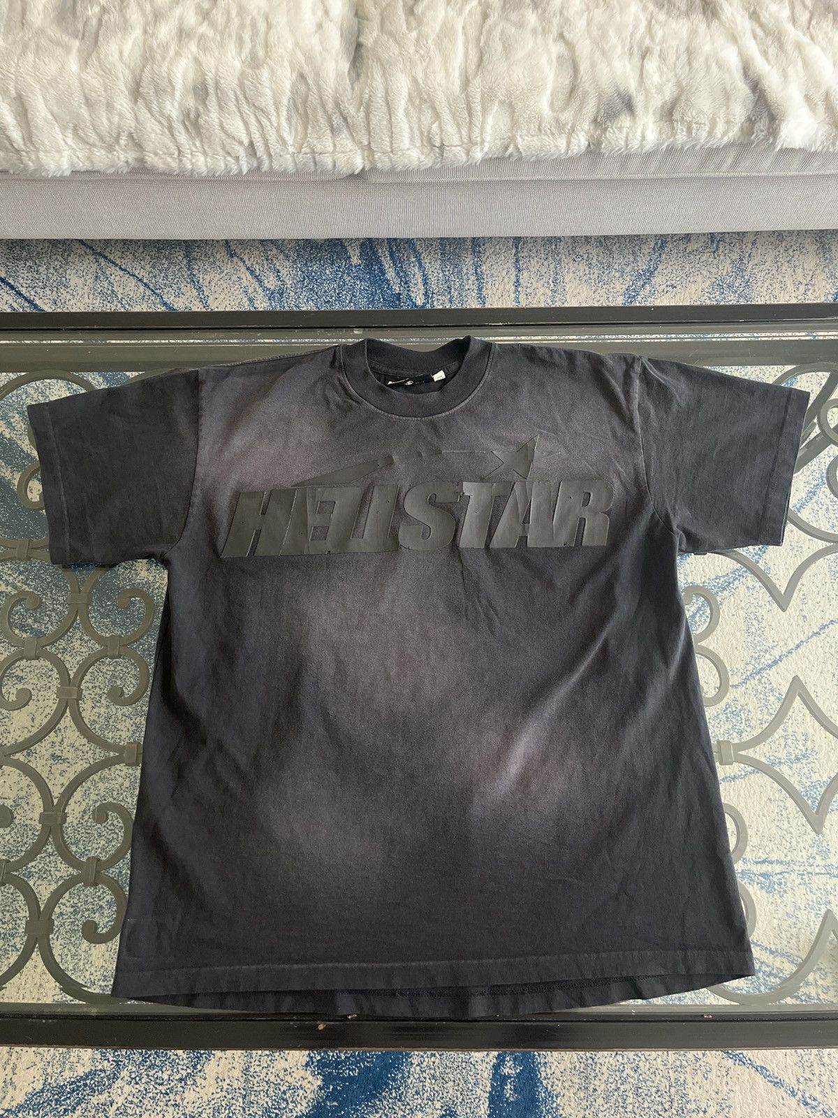 HELLSTAR HELLSTAR "Cracked" Classic Logo Tee Size US XL / EU 56 / 4 - 1 Thumbnail