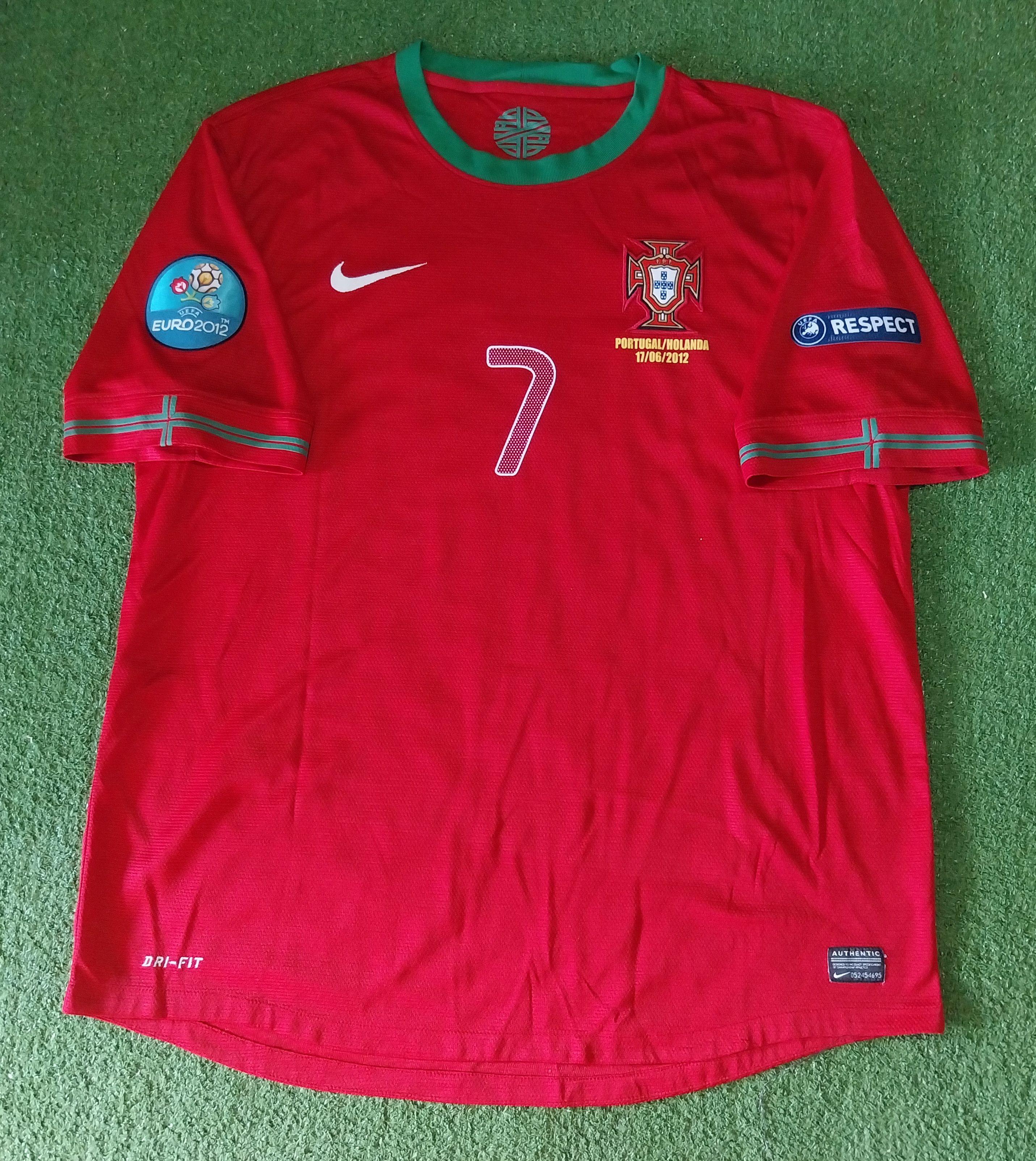 image of Nike x Soccer Jersey Portugal Home 2012 Cristiano Ronaldo Jersey Football in Red, Men's (Size XL)