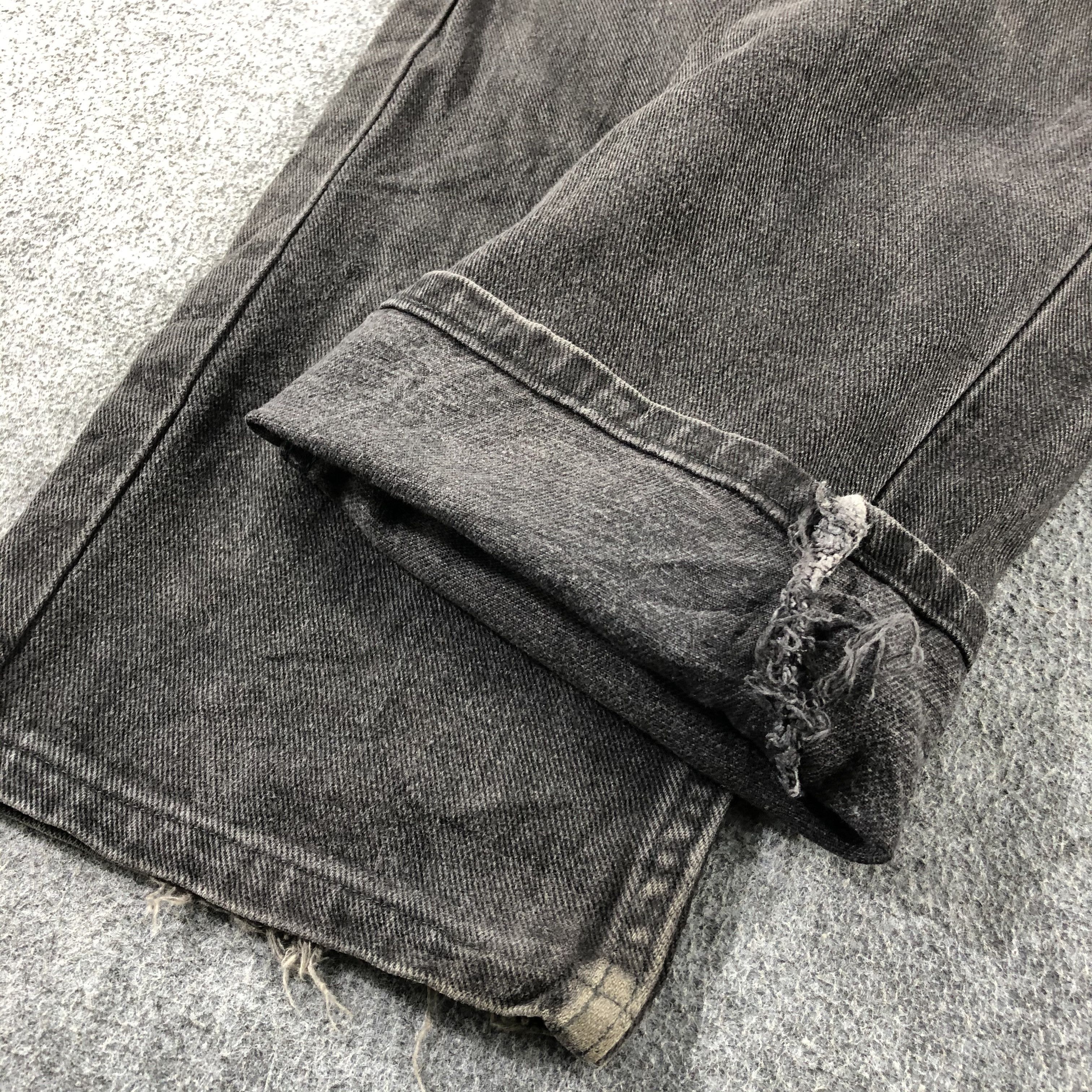 Lee × Vintage Vintage Faded Black Lee Jeans-J2583 Size US 37 - 7 Thumbnail