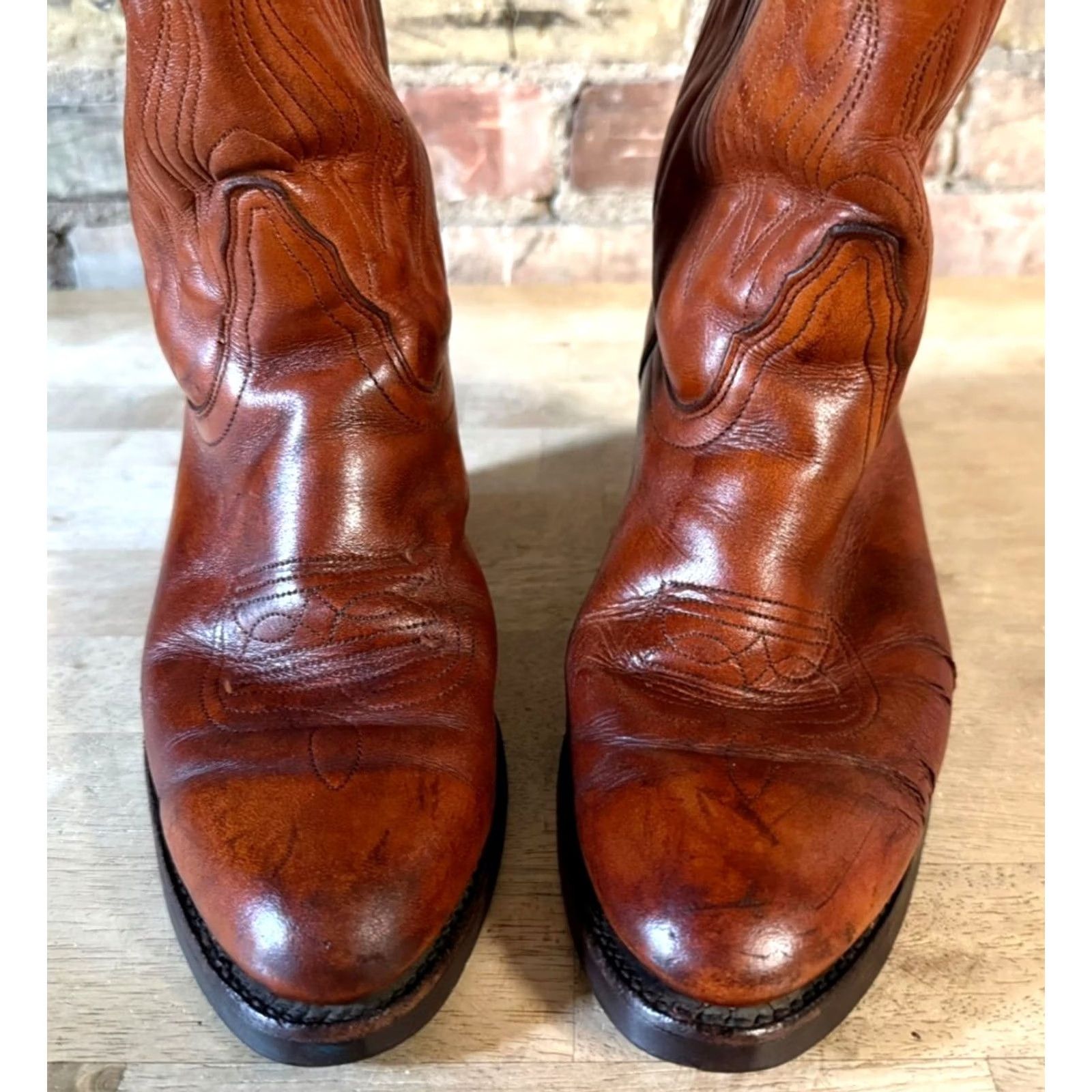 Frye VINTAGE Frye Boots Embroidered Brown Leather Cowboy Boots - Size 9D Women Western Embroidered Frye Block Heel Cowboy Women Brown Size 9D US Shoe Size US 9 / IT 39 - 3 Thumbnail