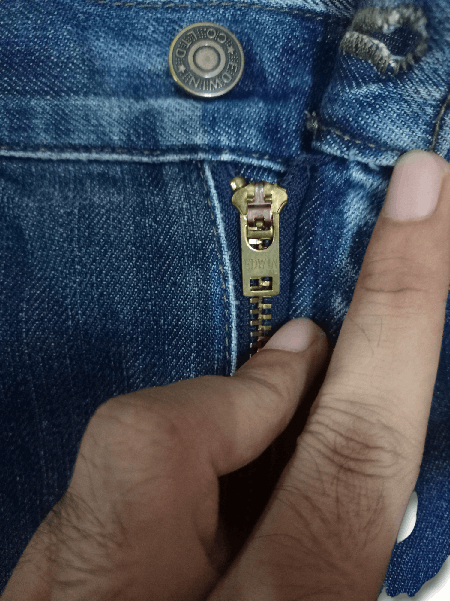 Edwin × Japanese Brand Vintage Edwin Japan Blue Wash Distressed Baggy Jeans 34x29 Size US 34 / EU 50 - 3 Thumbnail