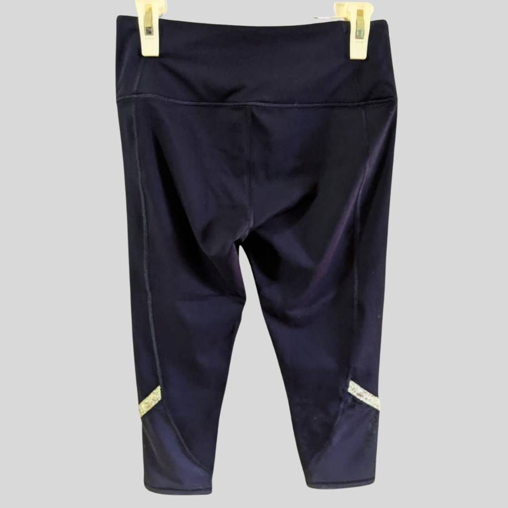 Victoria's Secret Victoria's Secret Sport Knockout Capri Activewear Pants M Bl Size 28" / US 6 / IT 42 - 2 Thumbnail