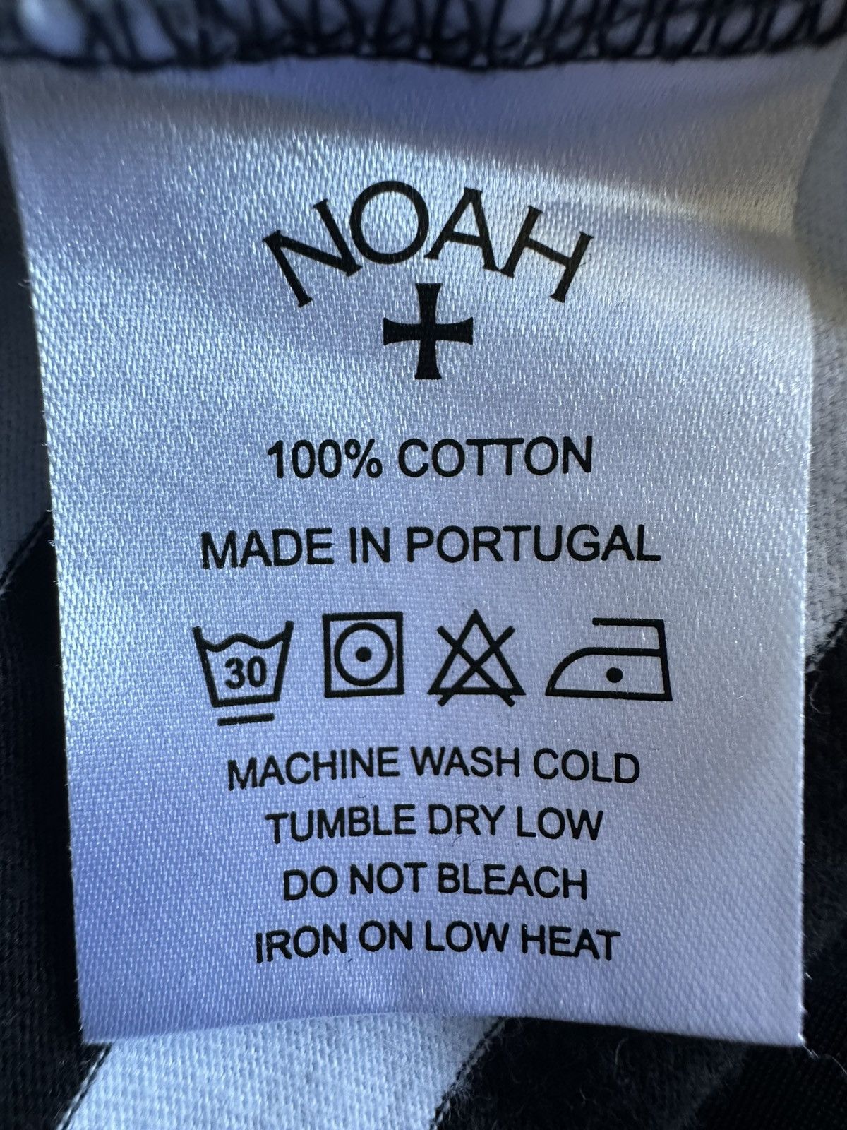 Noah Striped Bouquet T-shirt Size US M / EU 48-50 / 2 - 5 Thumbnail