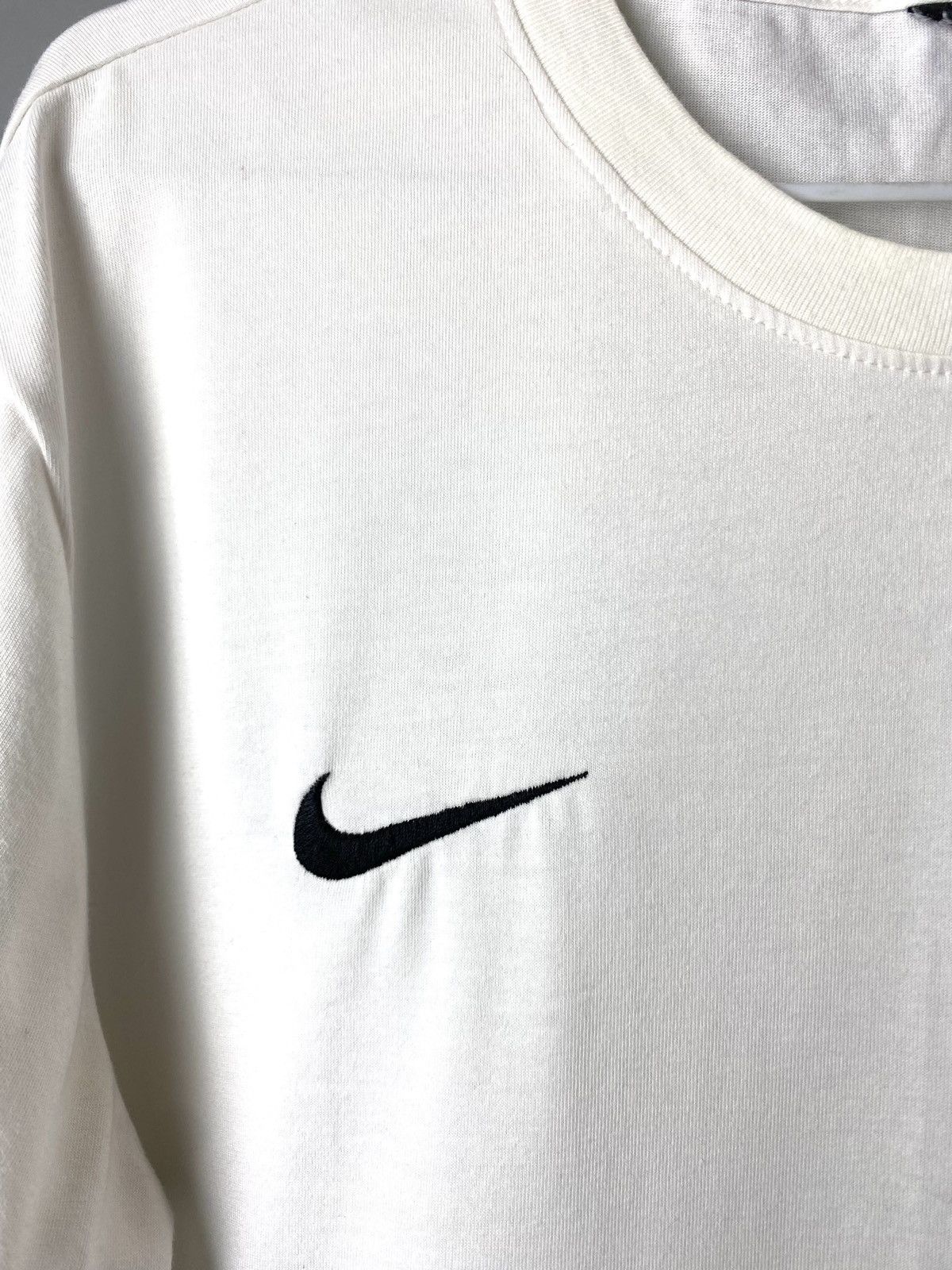 Nike Vintage Nike T Shirt Embroidered Swoosh Size US M / EU 48-50 / 2 - 3 Thumbnail