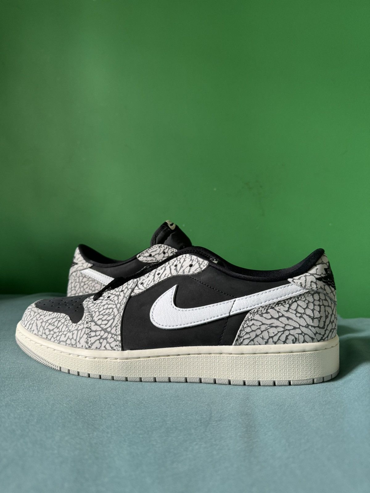 Nike Air Jordan 1 Low OG Black Cement 2023
