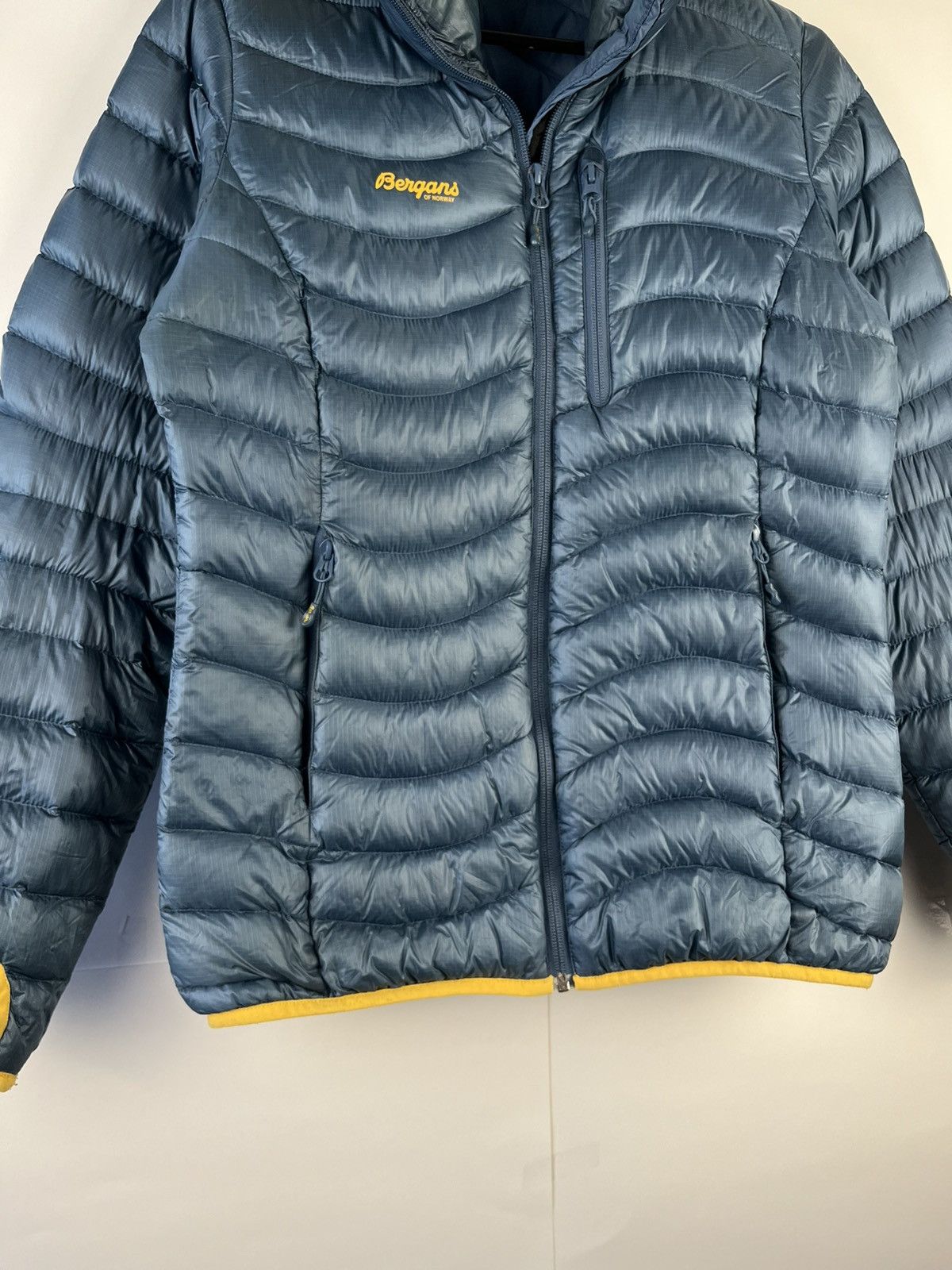 Bergans of Norway Bergans of Norway Women's Nylon Full Zip Down Puffer Jacket Size S / US 4 / IT 40 - 4 Thumbnail