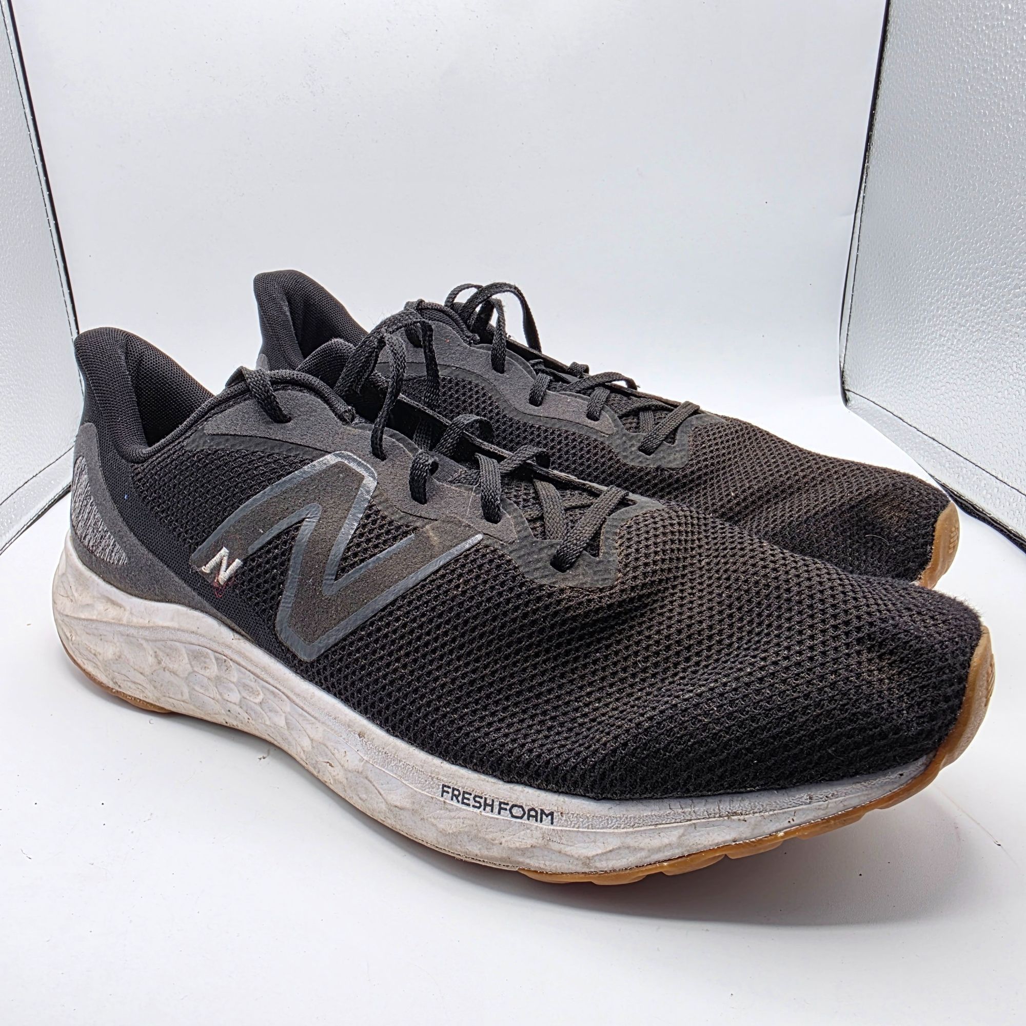 New Balance New Balance Fresh Foam Arishi v4 Mens Size 15 Black Silver G Size US 15 / EU 48 - 1 Thumbnail