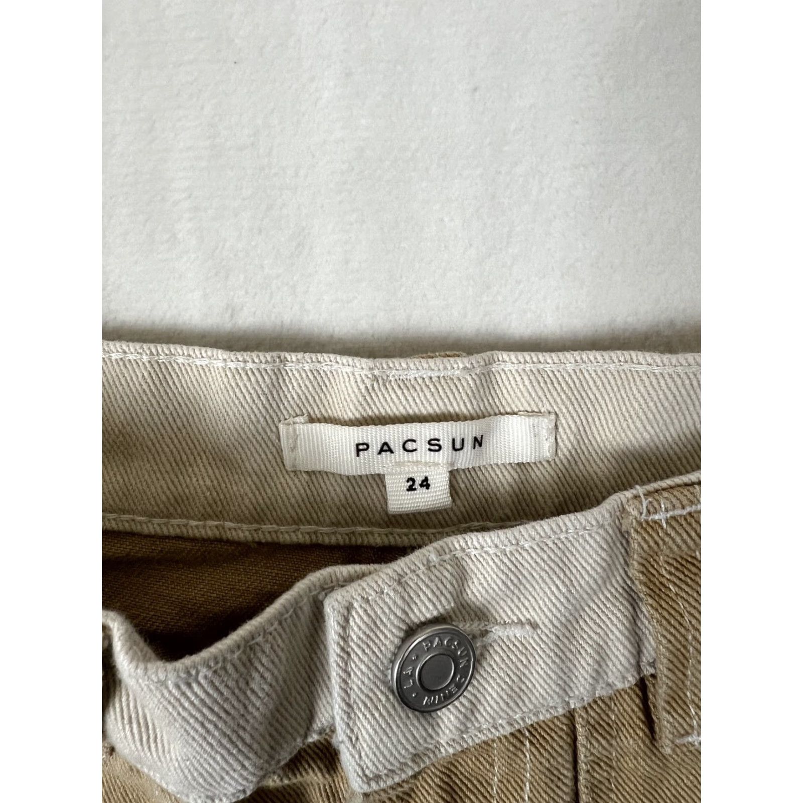 Vintage PasSun Cargo Carpenter Brown Pants Women's 24 Khaki Baggy Cargo Pants Straight Leg 27in Inseam Womens Size 42" / US 20 - 2 Thumbnail