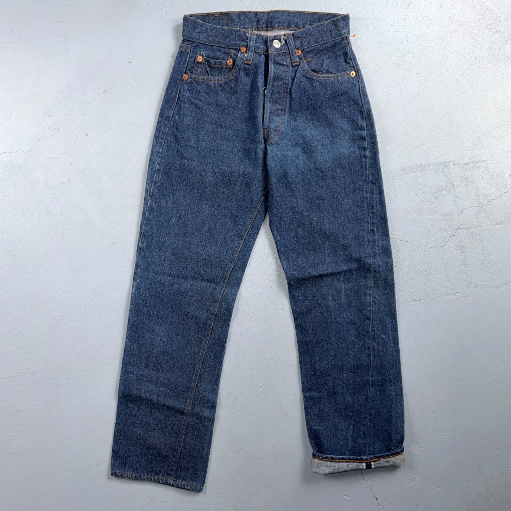 Levi's Levis 501 Vintage 80s Redline Selvedge USA Jeans Fuzzy Dark Wash 27x31 Act 25x27 Levi's 501 Series Size US 27 - 2 Thumbnail