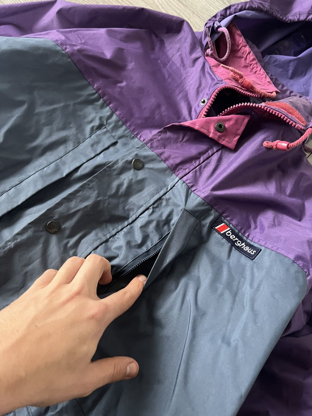 Berghaus Vintage Berghaus 00s Waterproof Regular Gorpcore Jacket Size US XL / EU 56 / 4 - 11 Thumbnail