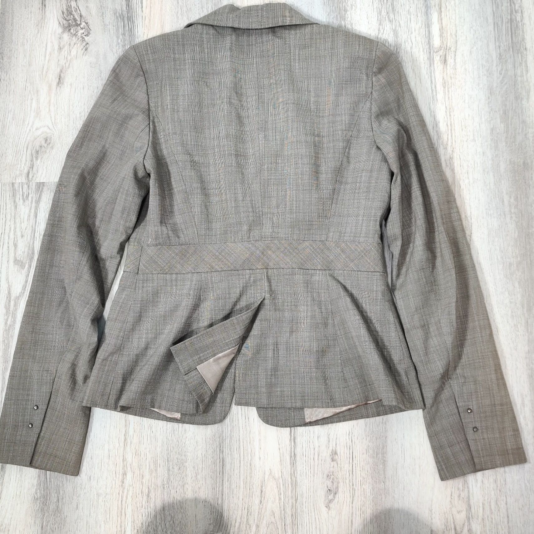 Vintage Classiques Entier Blazer Jacket Women’s Grayish Brown Single-Breasted Sz 2 Formal Regular Sleeve Long Crew N/A Size XS / US 0-2 / IT 36-38 - 3 Thumbnail