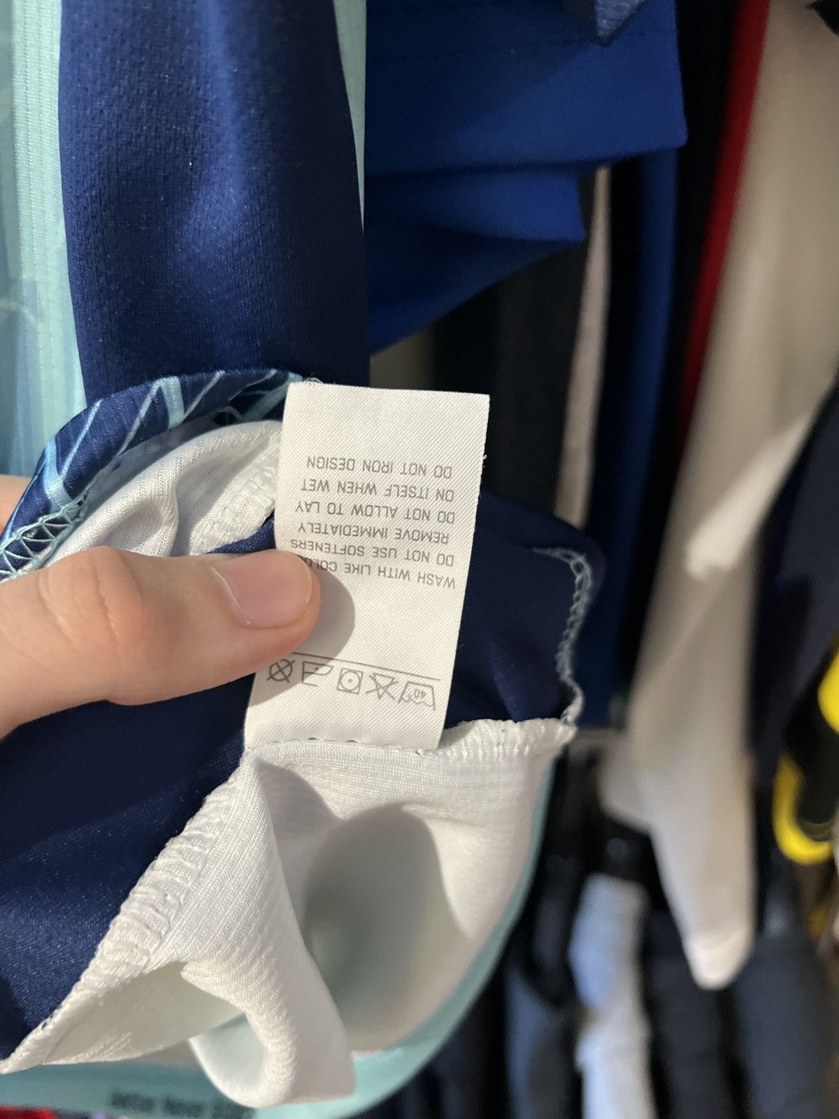 Castore 2022/2023 CASTORE NEWSACTLE UNITED FC THIRD FOOTBALL SHIRT Size US S / EU 44-46 / 1 - 9 Thumbnail