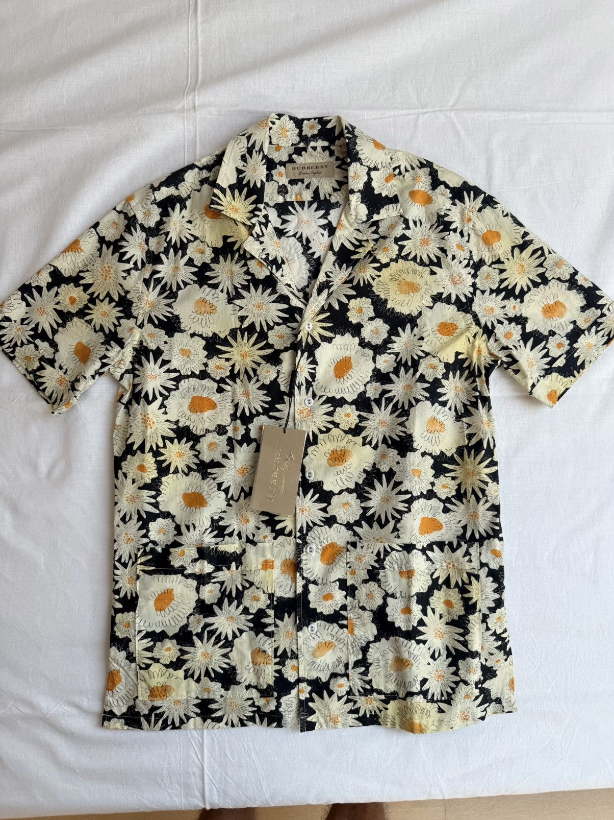 Burberry Burberry shirt NWT Size US S / EU 44-46 / 1 - 1 Thumbnail