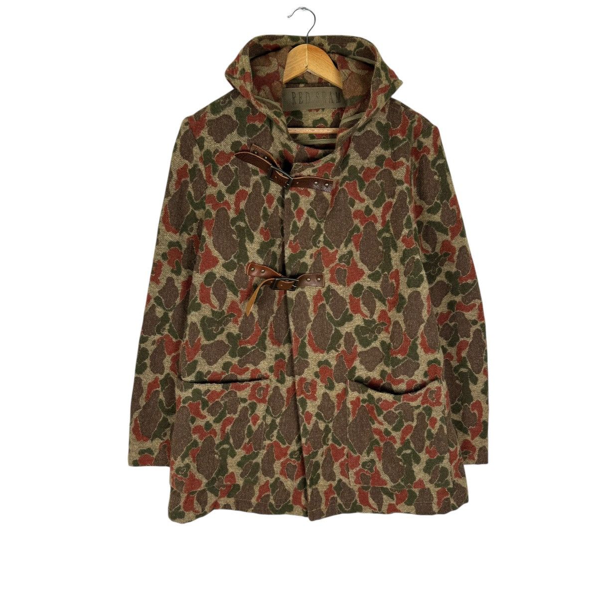 🌟URBAN RESEARCH HOODIE CAMO RED SEAM JACKET