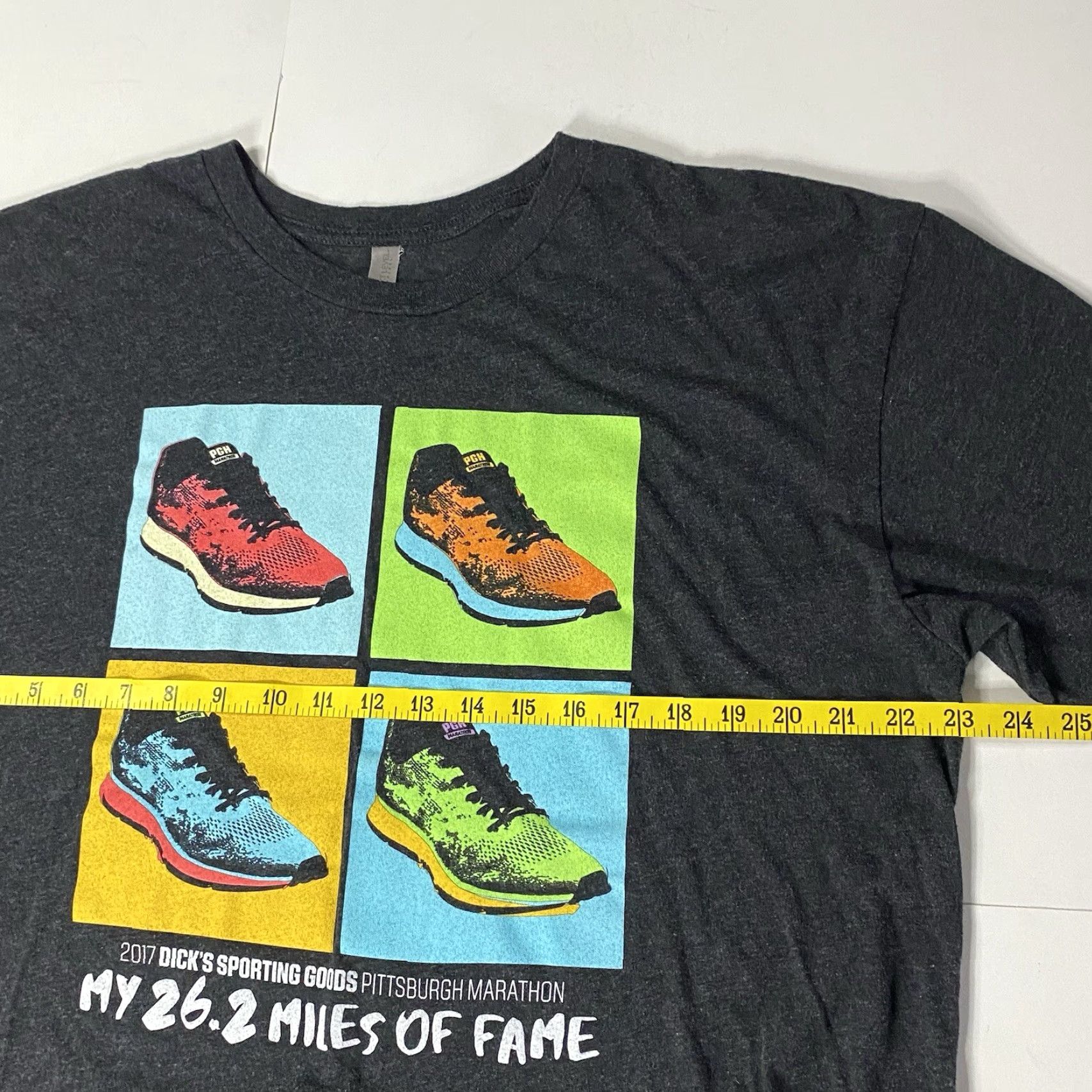 Next Level Pittsburgh Marathon T Shirt 2017 2XL Tall Neon Color Block Graphic Retro Shoes XXL Size XXL / US 16-18 / IT 52-54 - 6 Thumbnail
