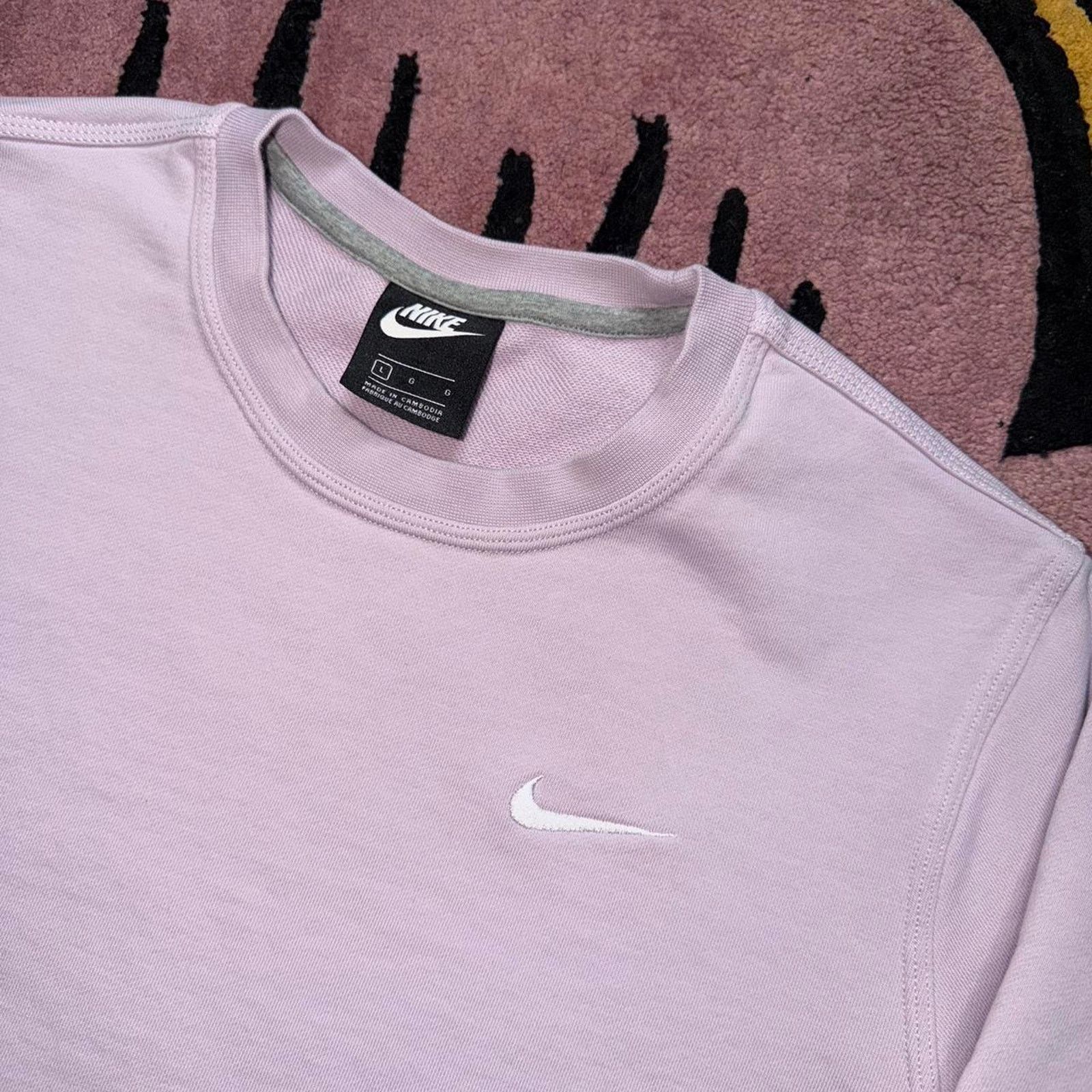 Nike Nike Sportswear Embroidered Swoosh Logo Crewneck Sweatshirt Size US L / EU 52-54 / 3 - 5 Thumbnail