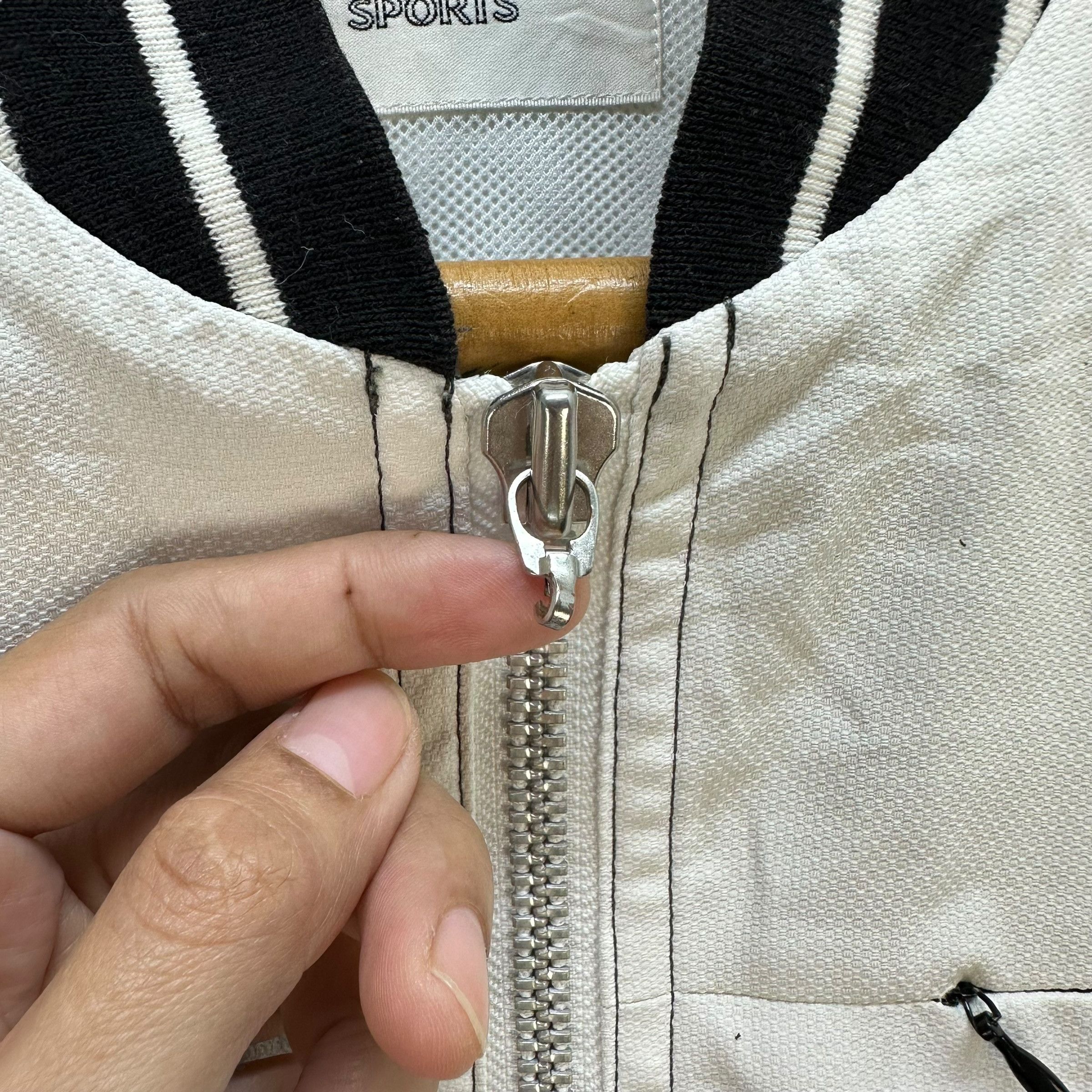 Japanese Brand GENCA SPORTS Pirates Embroidery Logo Bomber Jacket #A42-0963 Size US M / EU 48-50 / 2 - 9 Thumbnail