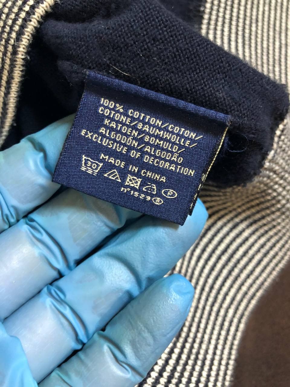 Polo Ralph Lauren Polo Ralph Lauren V-Neck Cardigan Sweater Navy Blue Size US L / EU 52-54 / 3 - 3 Thumbnail