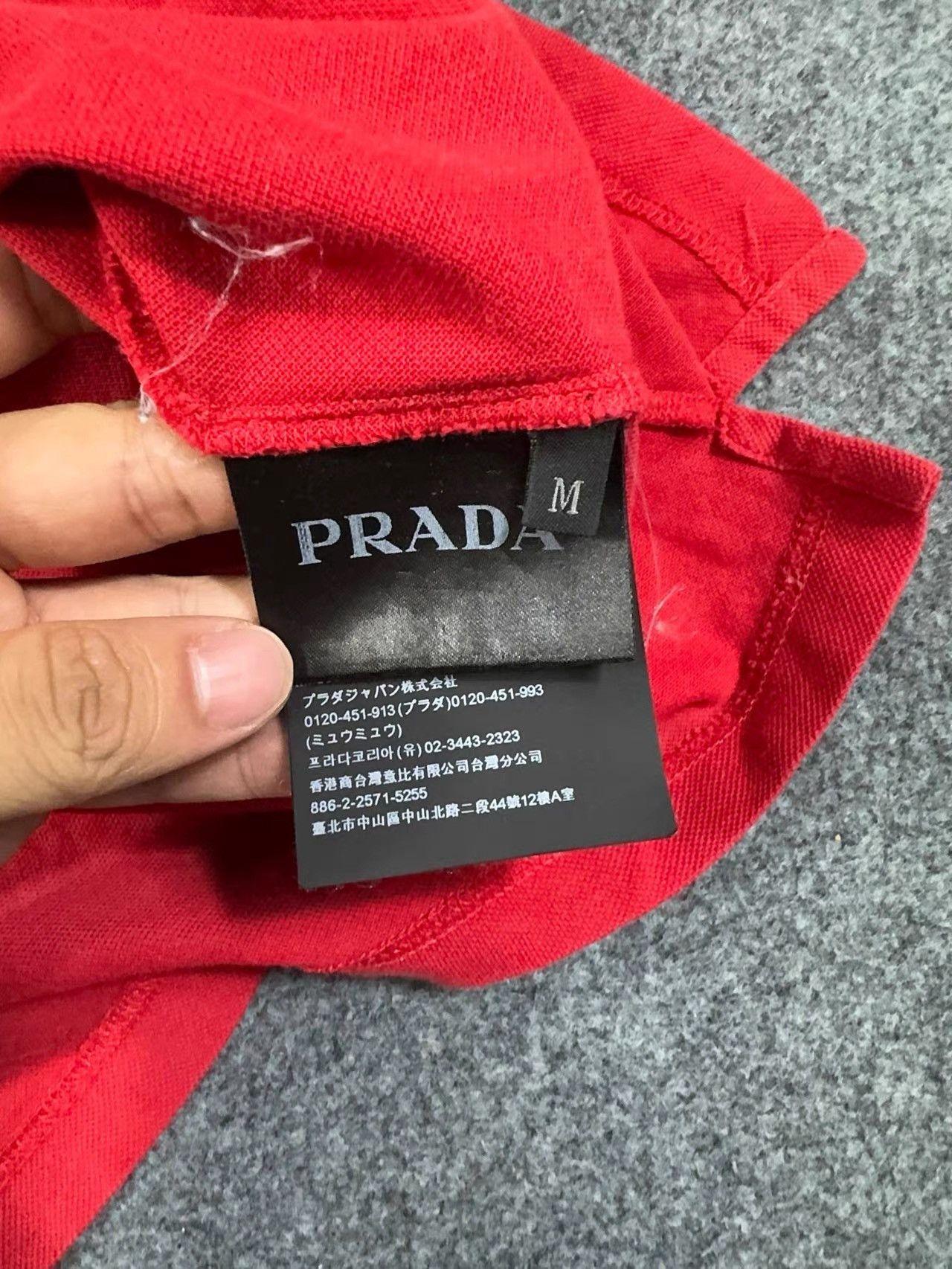 Prada Prada Short Sleeve K28 Size US M / EU 48-50 / 2 - 3 Thumbnail