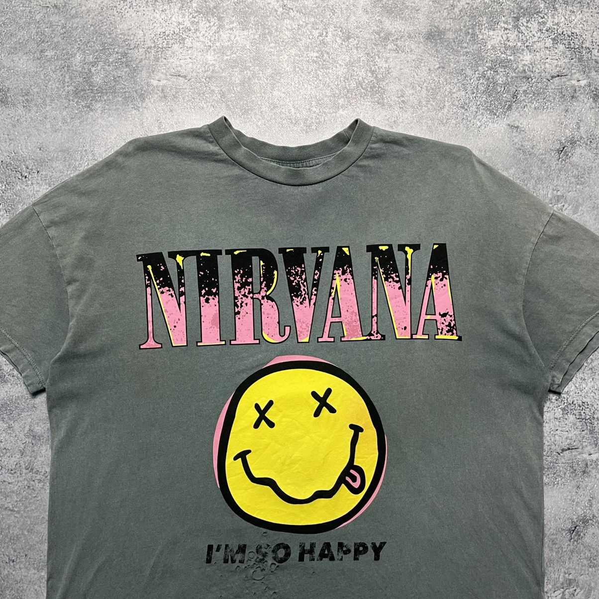 Band Tees × Nirvana Vintage Nirvana Smiley Face Tee Distressed Rock Band Size M / US 6-8 / IT 42-44 - 2 Thumbnail