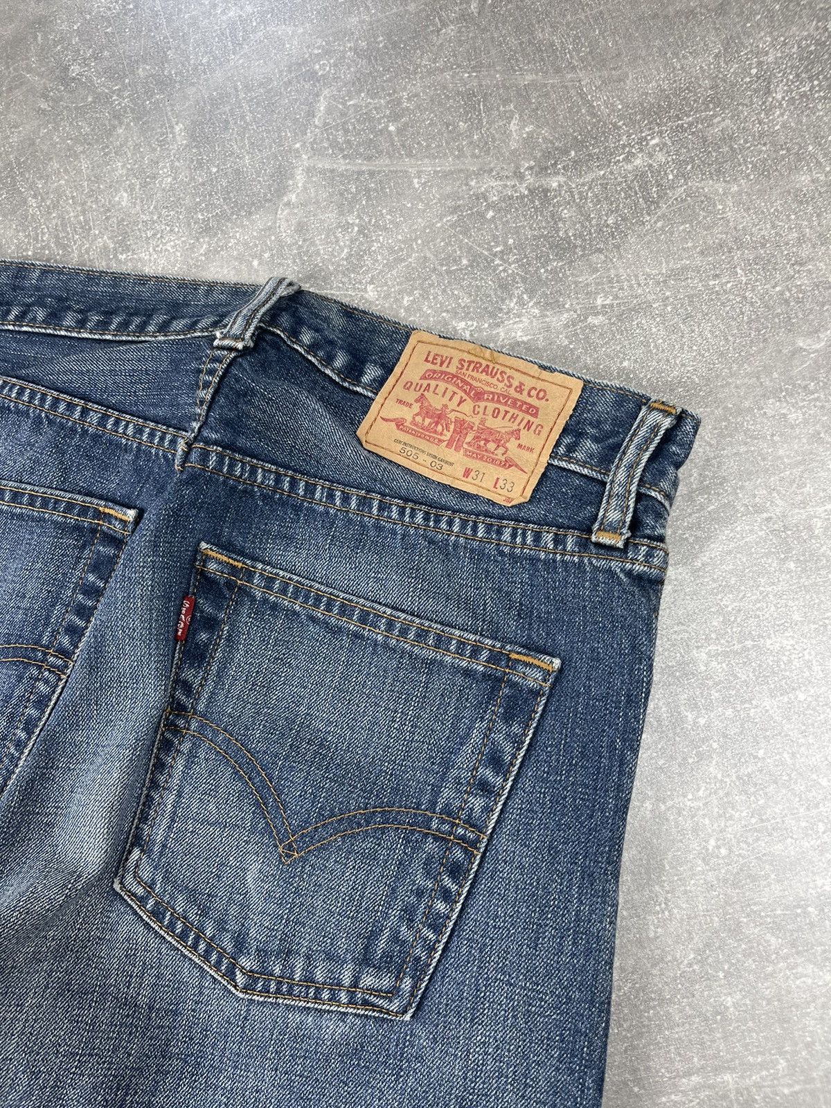 Japanese Brand × Levi's Vintage Clothing × Vintage Levi’s 505 Rare 90s Japanese Blue Faded Jeans Made in Japan Size US 31 - 3 Thumbnail